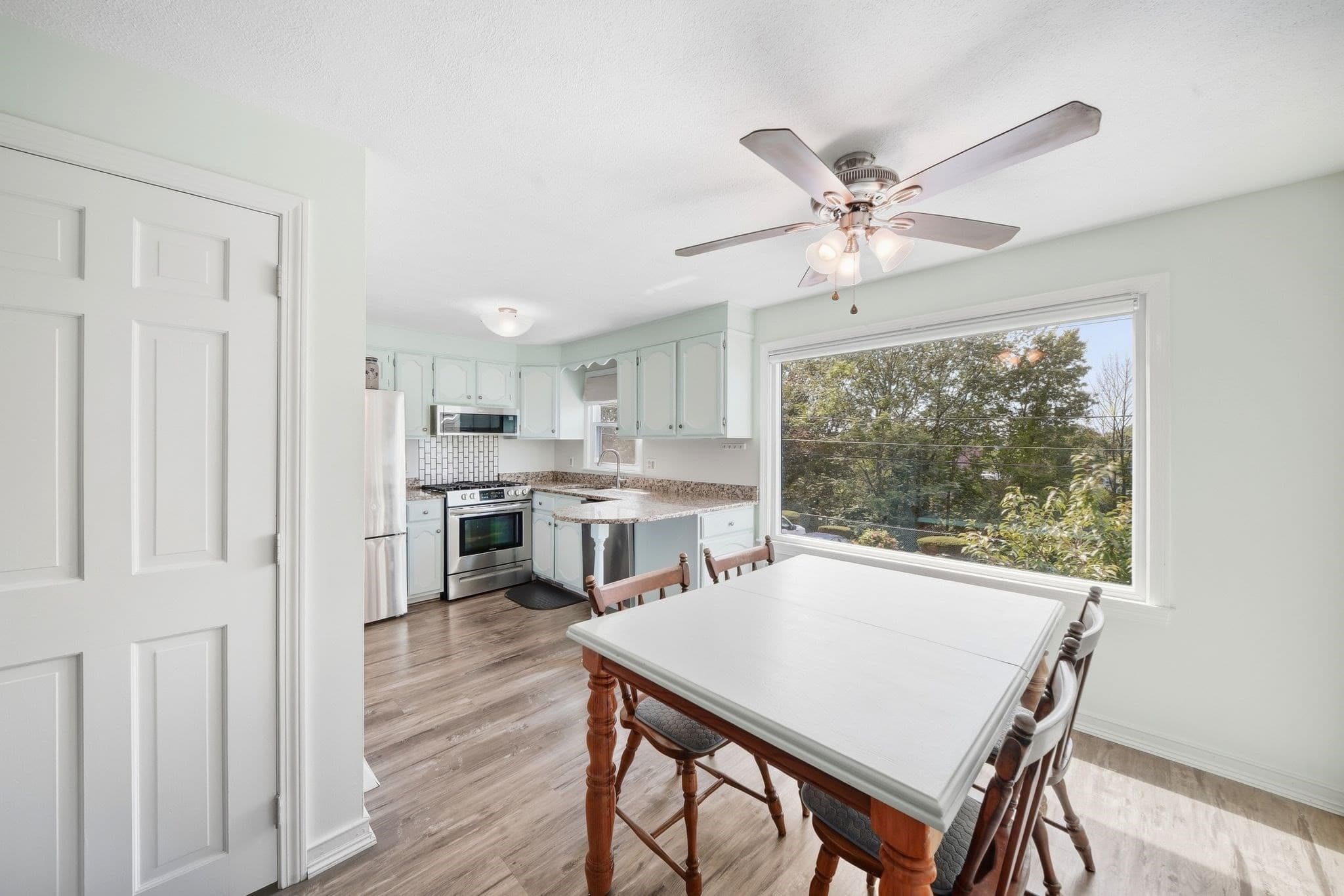 Condominium at 106 Park Ave W # D5, Lowell MA 01852, Lowell, photo 7 of 26