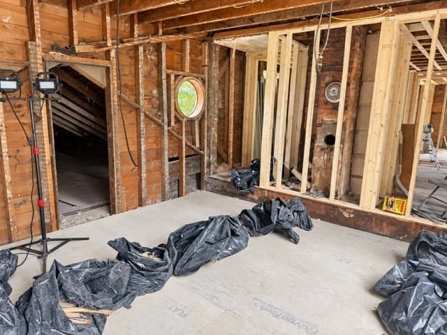 Single Family Residence at 47 Elm St, North Brookfield MA 01535, photo 14 of 16