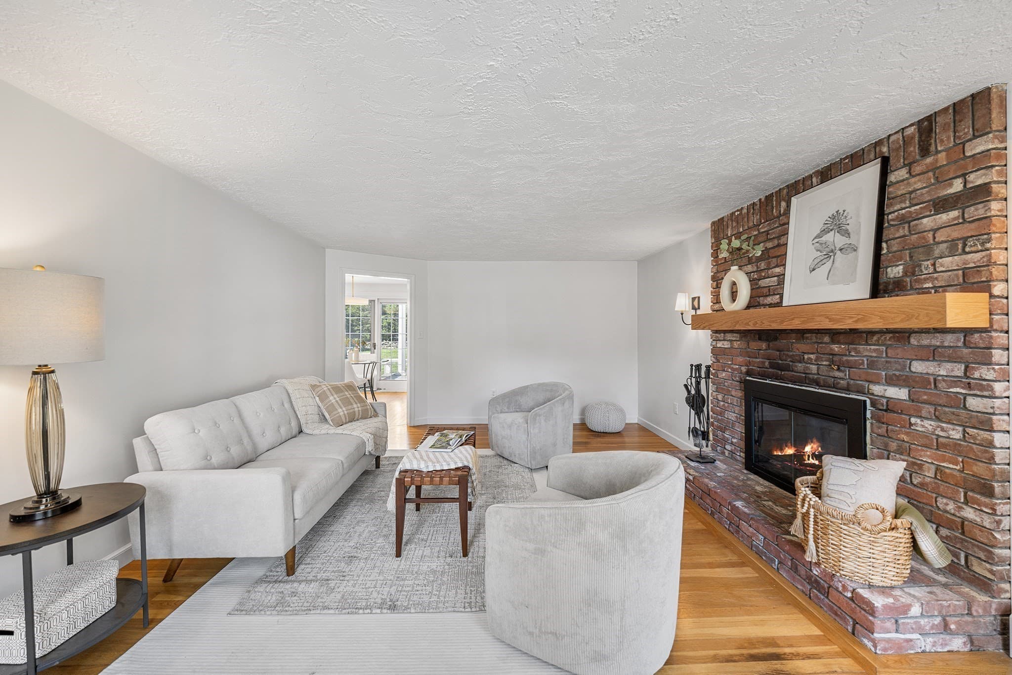 Single Family Residence at 8 Lantern Ln, Shrewsbury MA 01545, Shrewsbury, photo 9 of 37