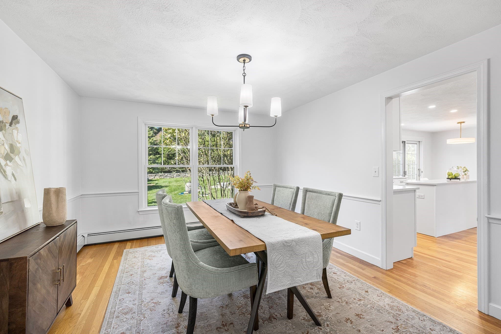 Single Family Residence at 8 Lantern Ln, Shrewsbury MA 01545, Shrewsbury, photo 10 of 37