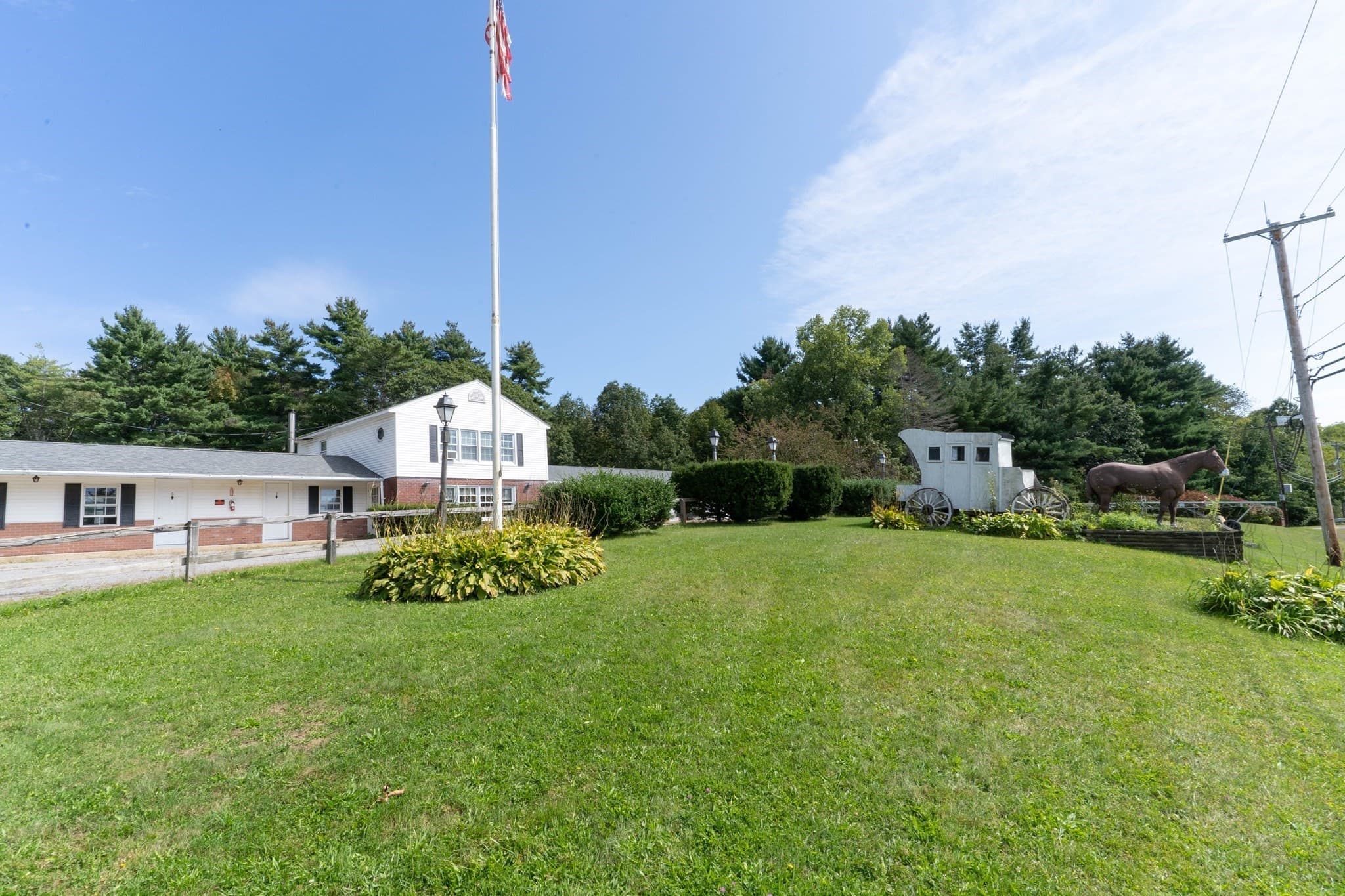 309 Sturbridge Rd, Brimfield MA 01010