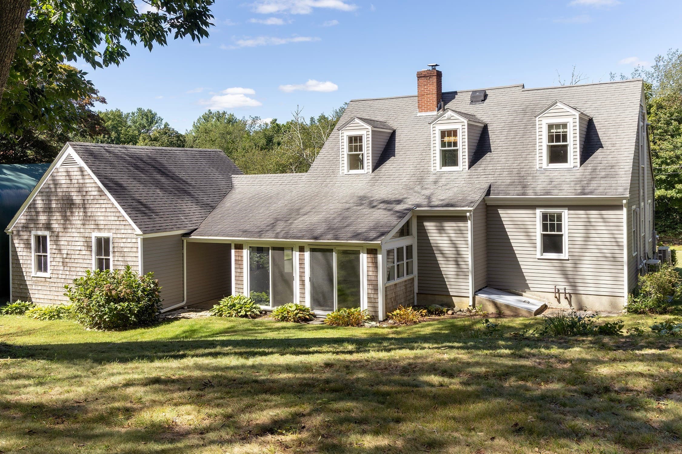 Single Family Residence at 22 Forge Road, Freetown MA 02702, Freetown, photo 2 of 28