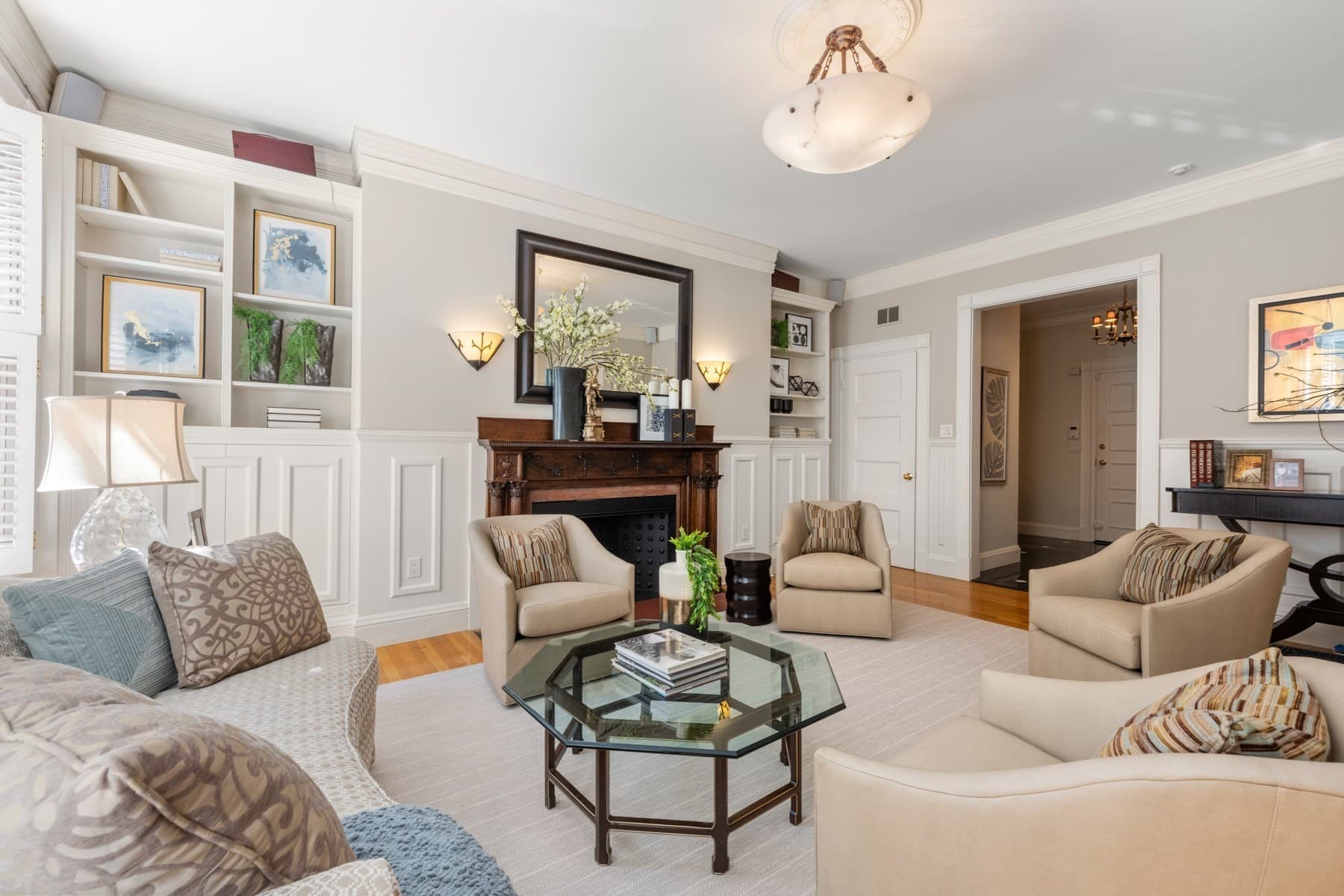Condominium at 398 Marlborough St # 1, Boston MA 02115, photo 5 of 37