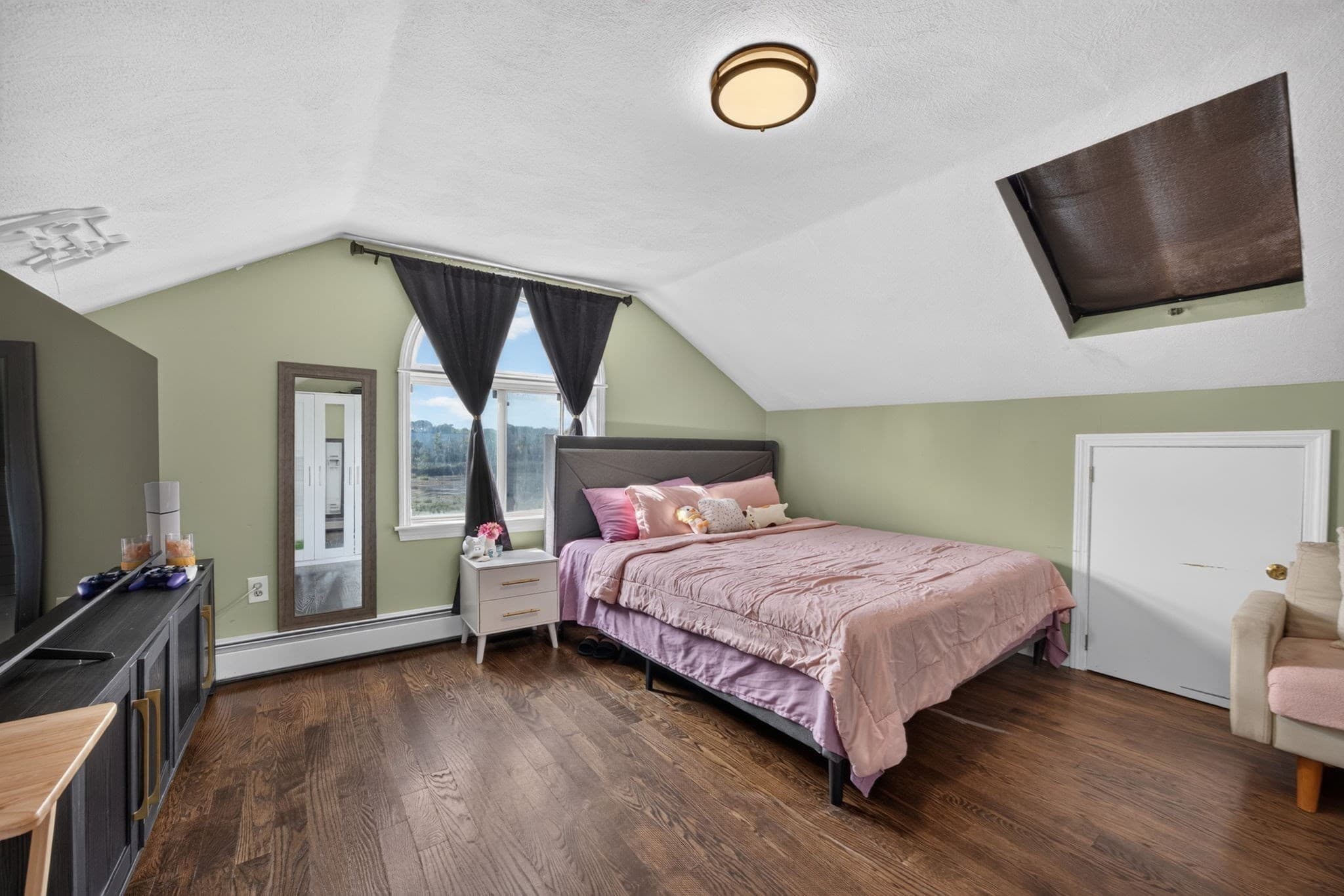 Condominium at 116 Waite St # 4, Revere MA 02151, Revere, photo 22 of 26