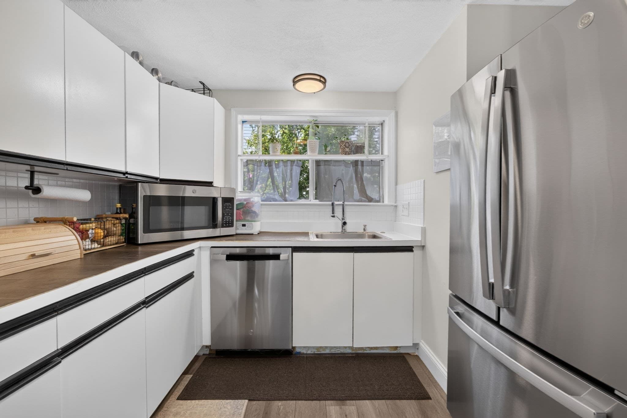 Condominium at 116 Waite St # 4, Revere MA 02151, Revere, photo 5 of 26