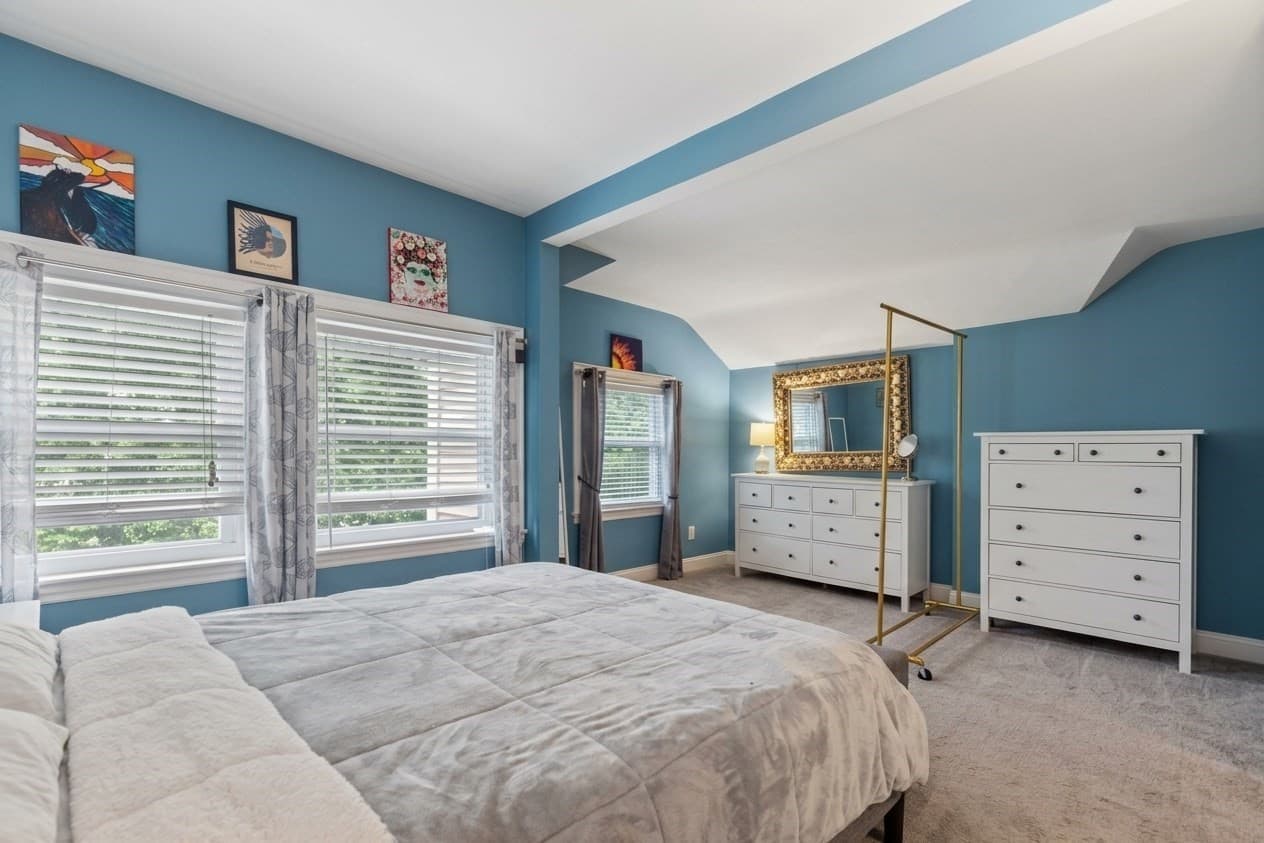 Single Family Residence at 7 Kane St, Boston MA 02125, Boston, photo 10 of 21