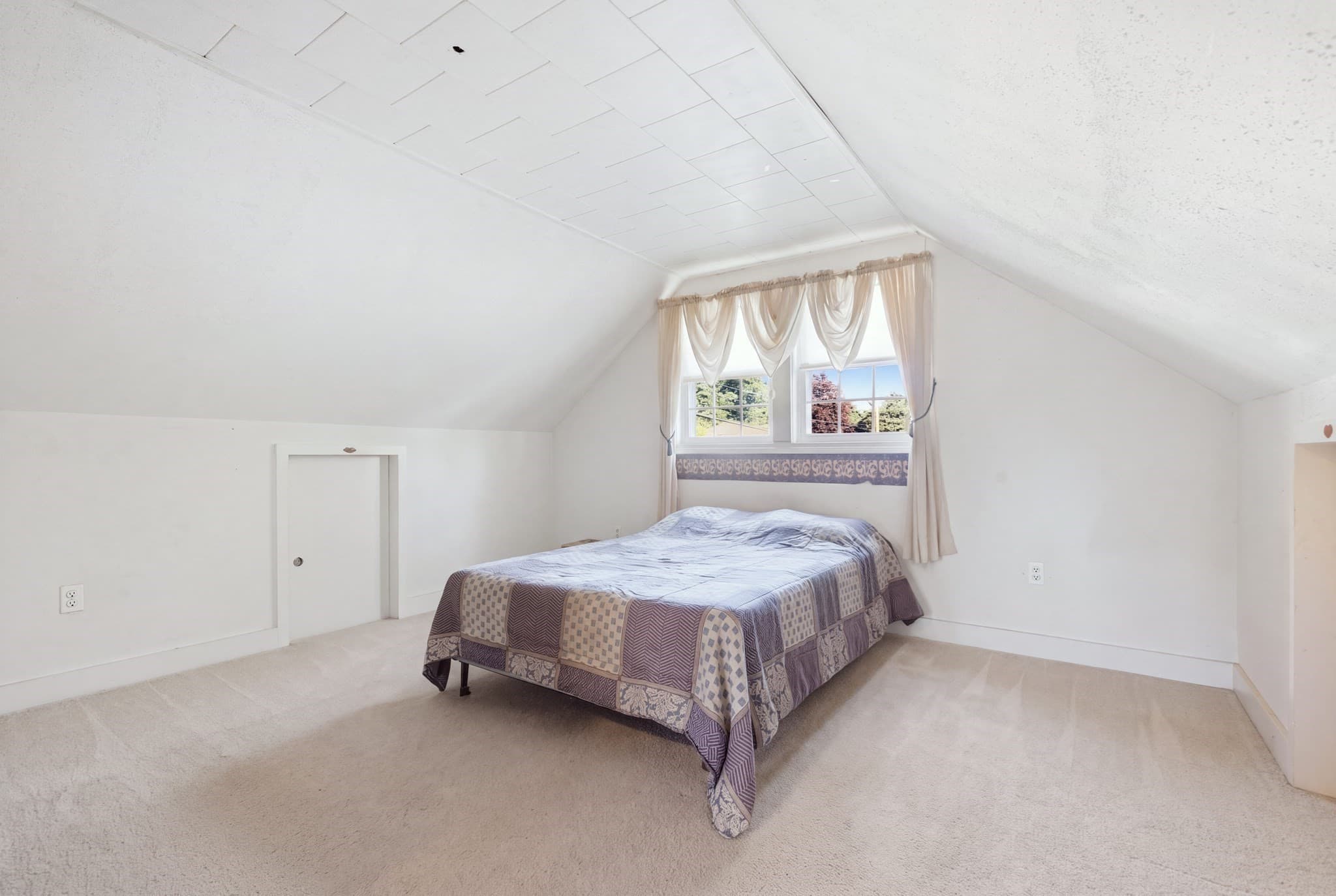 Single Family Residence at 1259 Shawsheen St, Tewksbury MA 01876, Tewksbury, photo 24 of 42