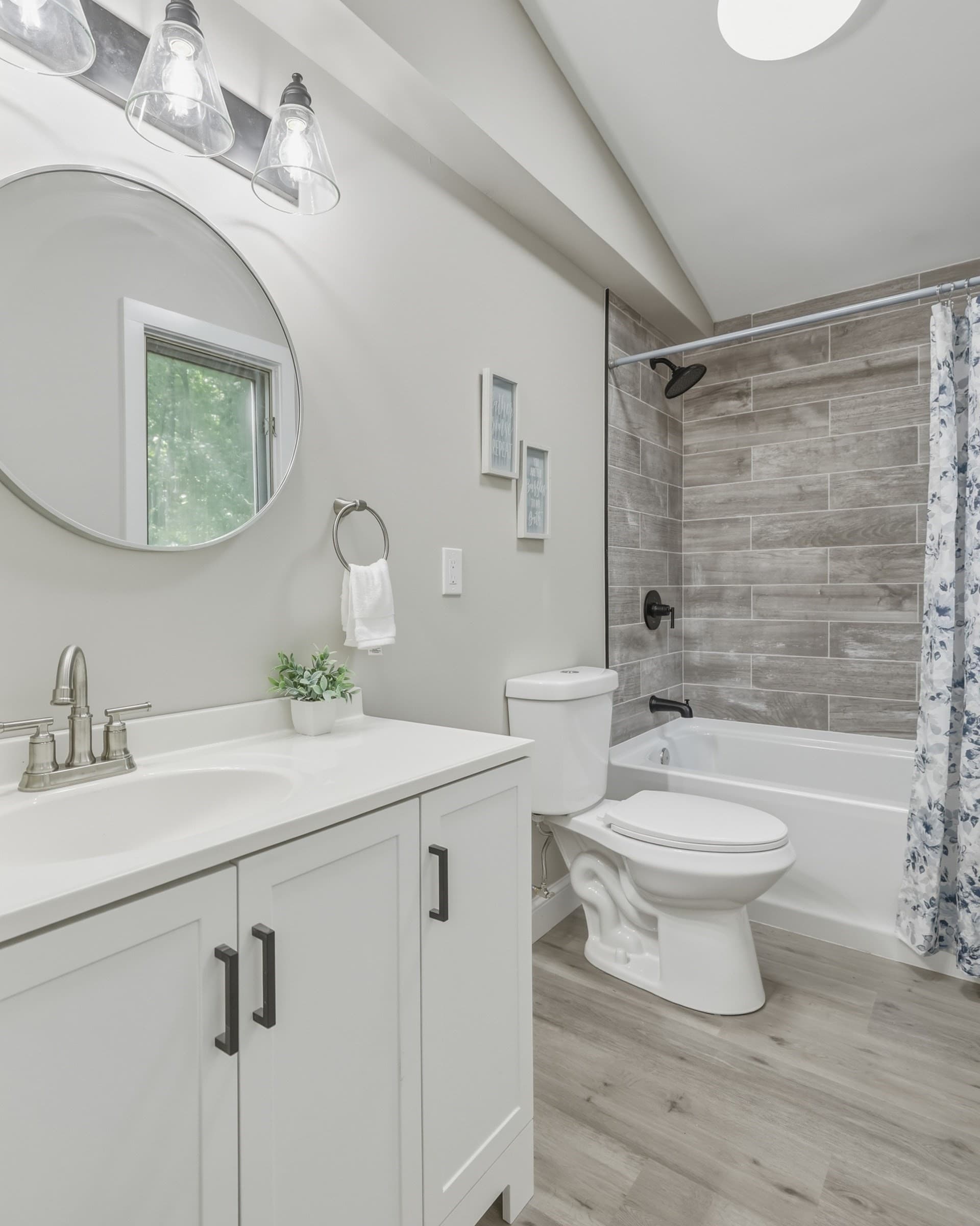 Single Family Residence at 73 Cubles Dr, Brimfield MA 01010, Brimfield, photo 15 of 42