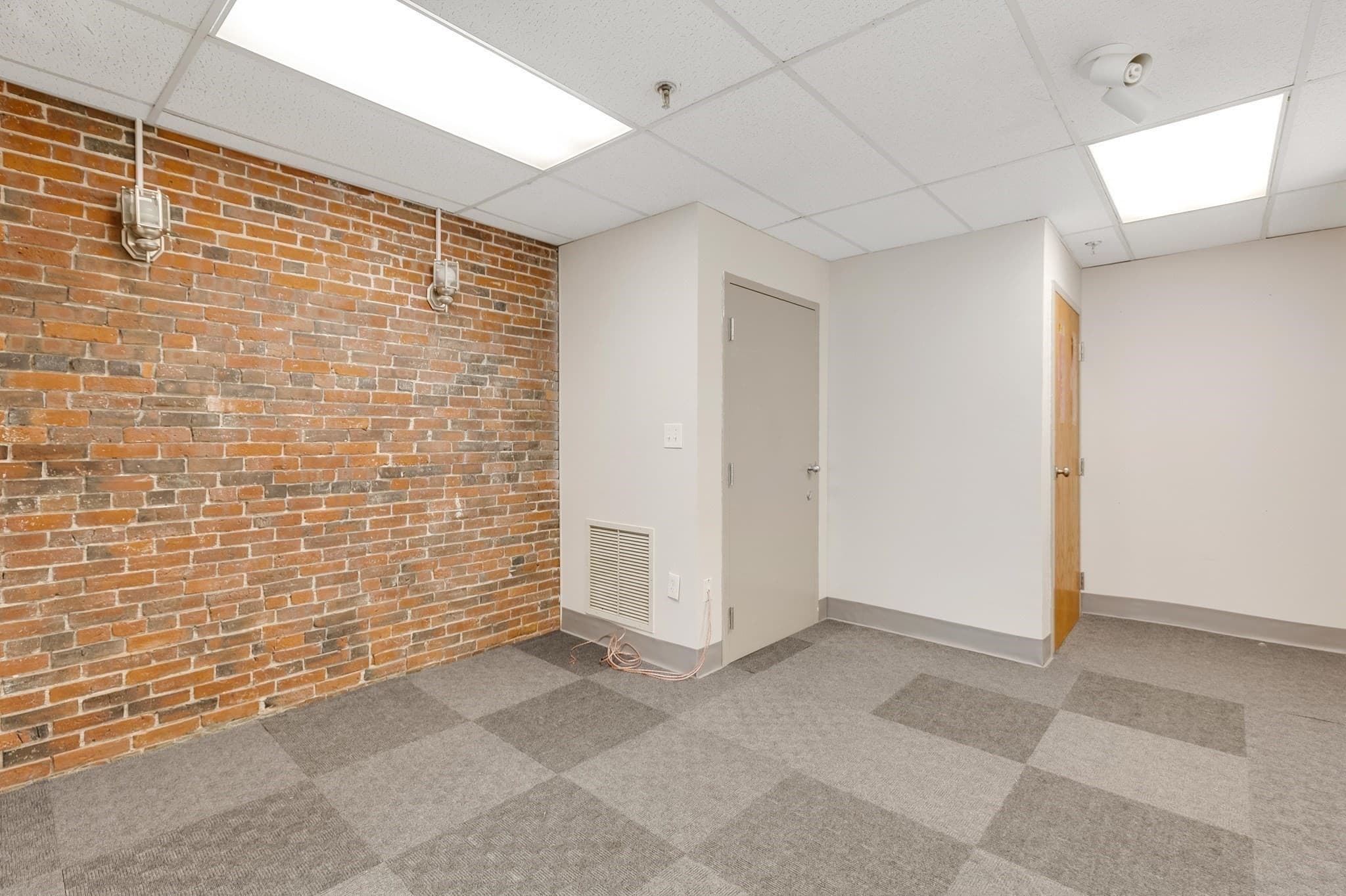Commercial Sale at 200 Lincoln St # 401, Boston MA 02111, Boston, photo 13 of 15