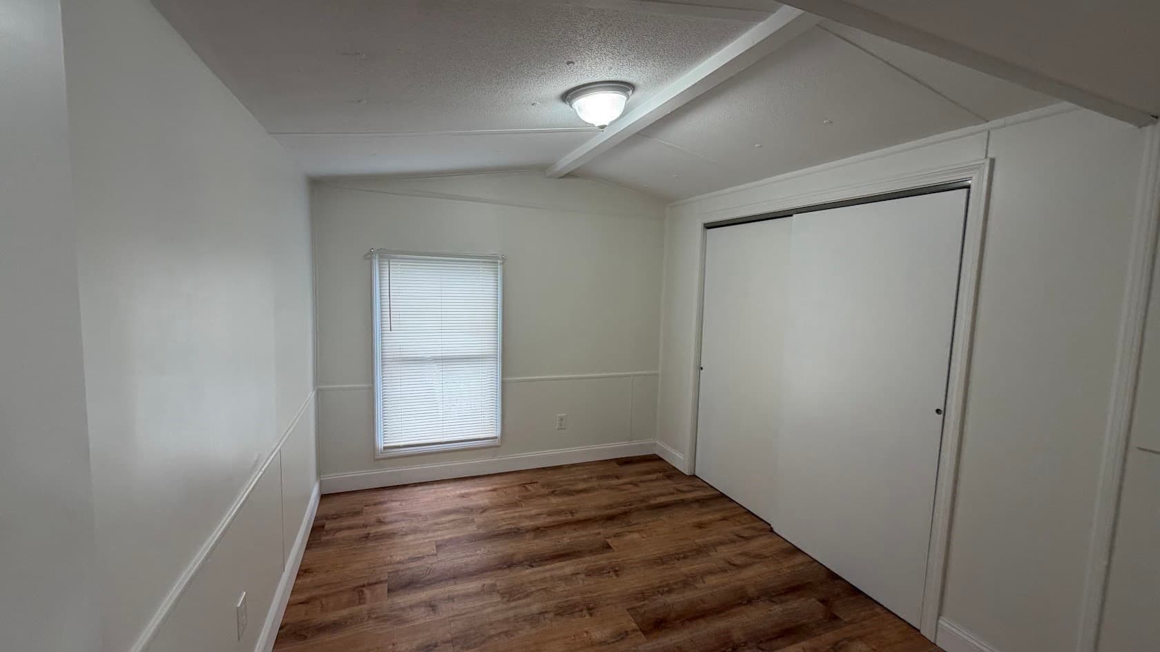 Mobile Home at 557 Southwest Cutoff # 117, Worcester MA 01607, Worcester, photo 9 of 10