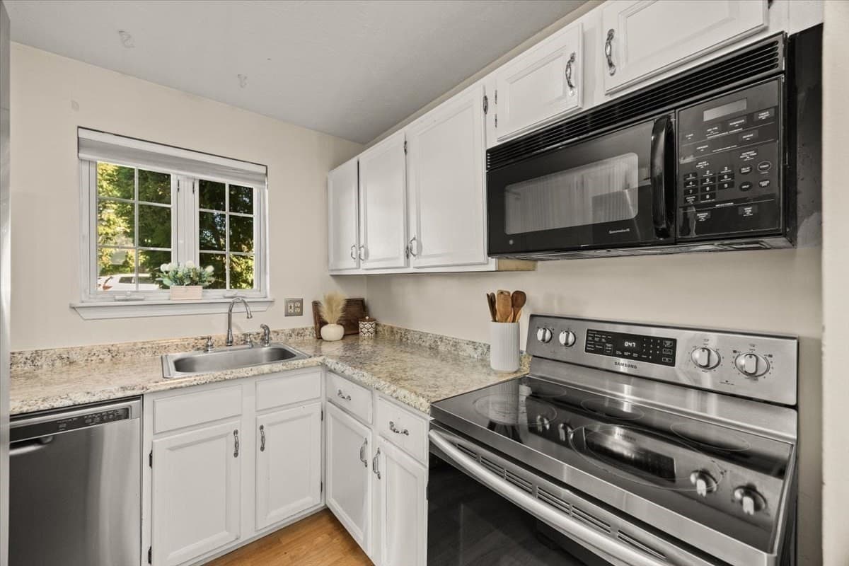 Condominium at 14 Nancy Rd # 1, Easton MA 02375, Easton, photo 5 of 30