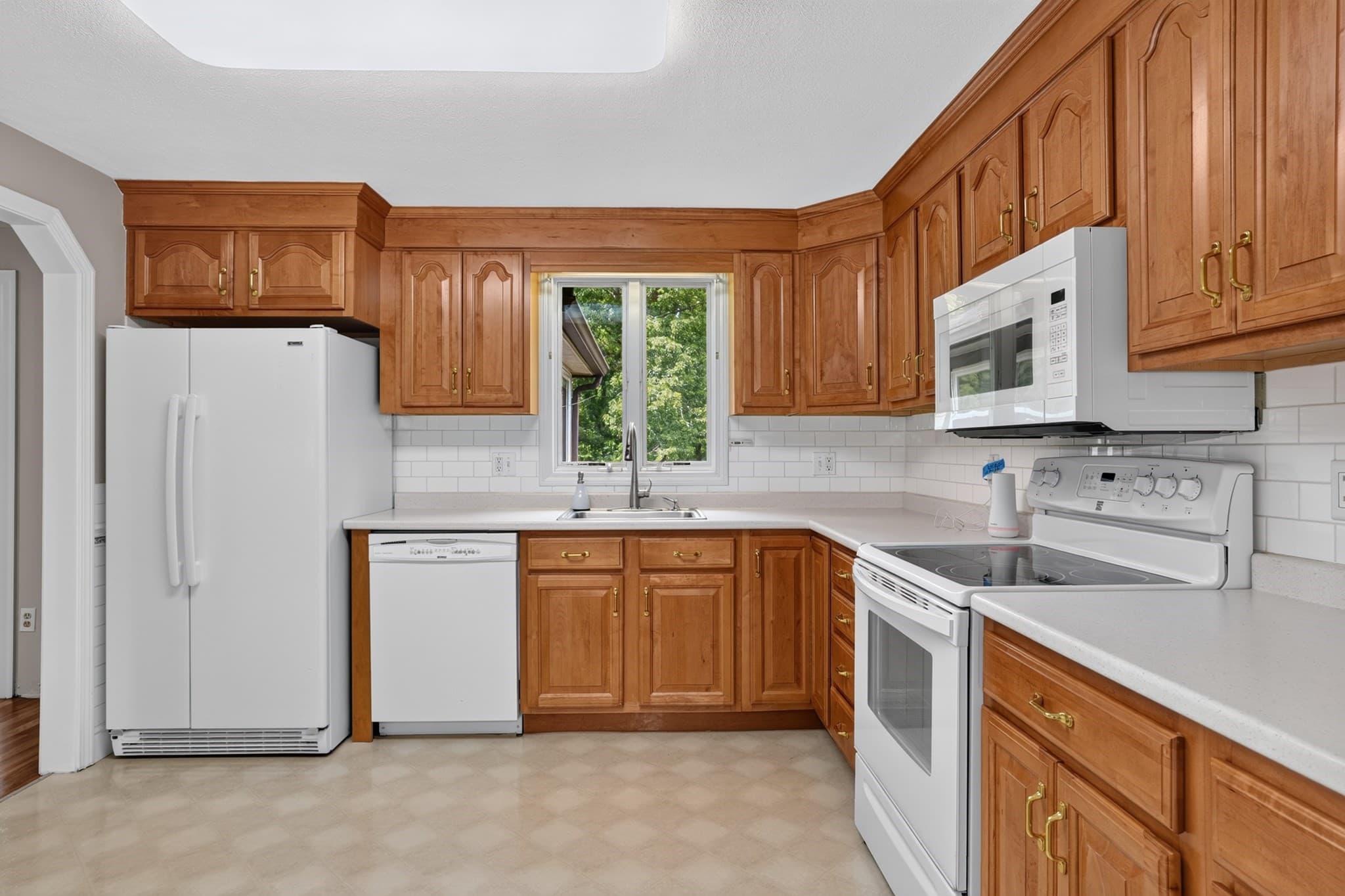 Single Family Residence at 14 Fred St, Burlington MA 01803, Burlington, photo 13 of 36