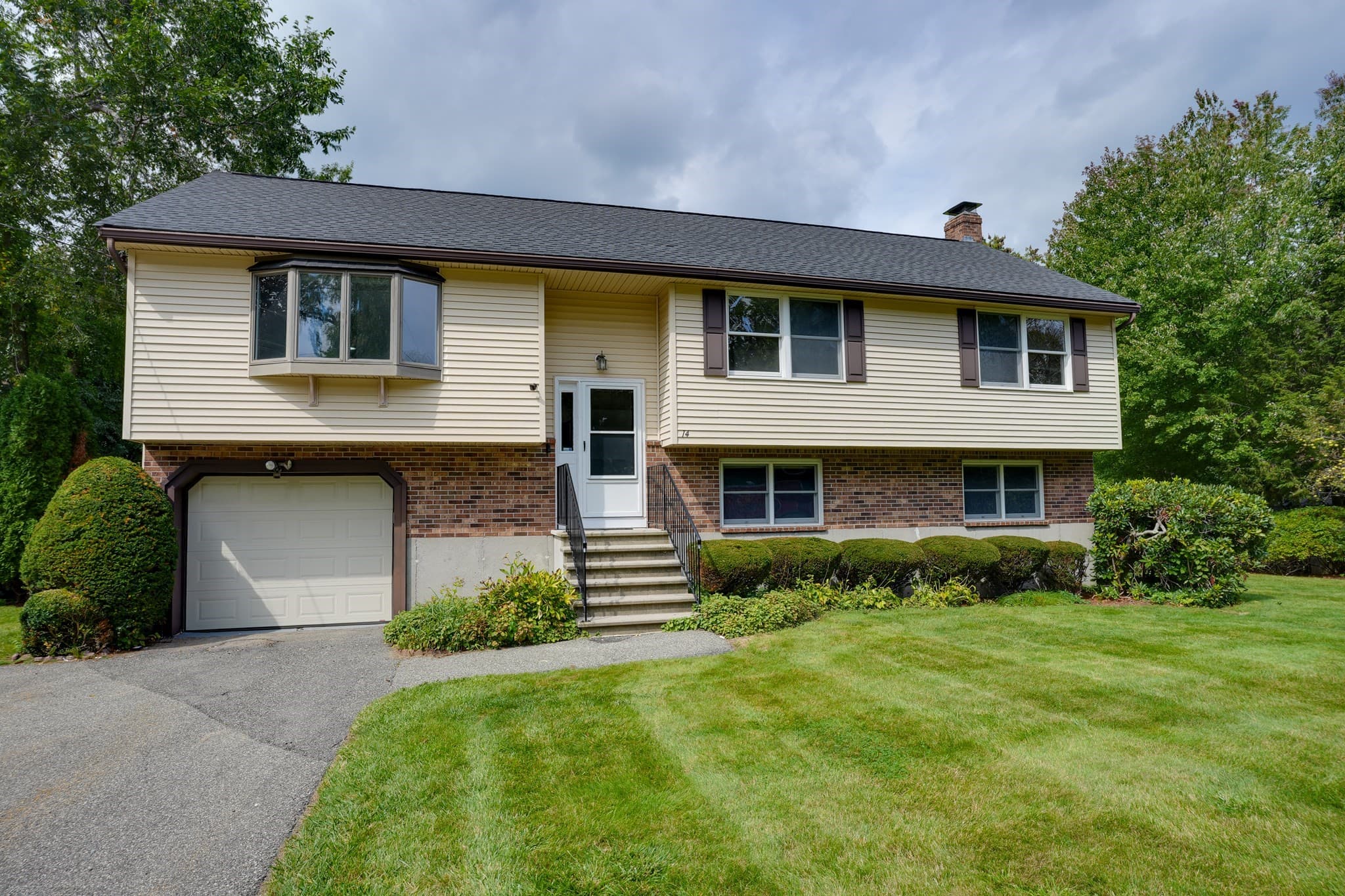 14 Fred St, Burlington MA 01803