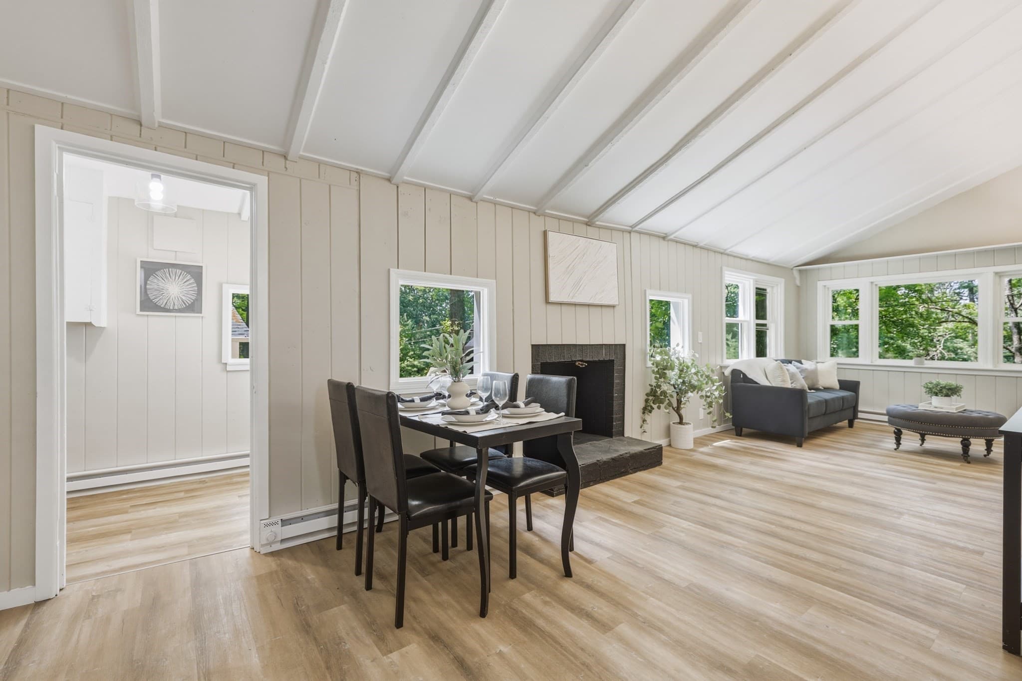 Single Family Residence at 22 Knollwood Rd, Brimfield MA 01010, Brimfield, photo 6 of 28