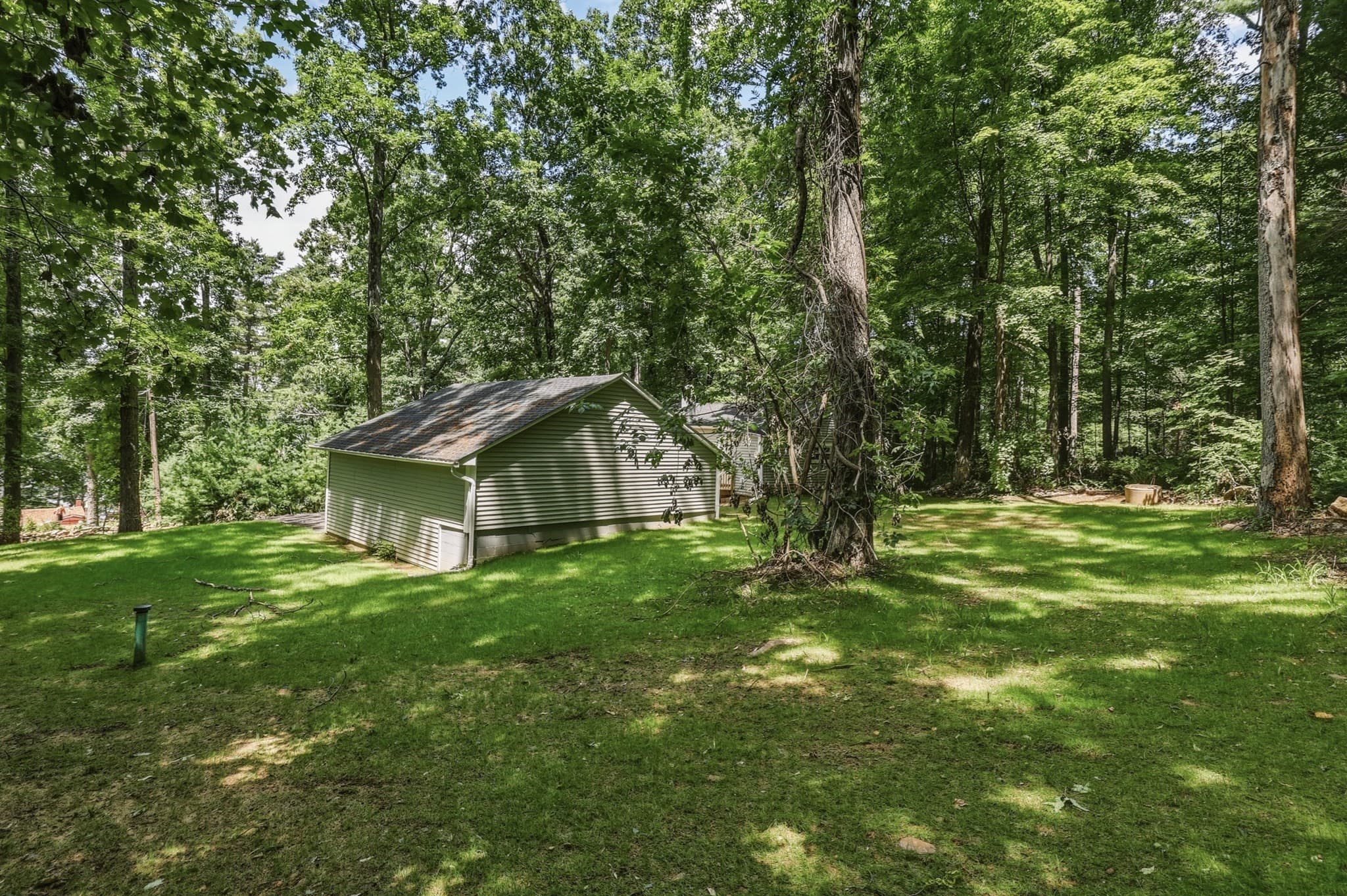 Single Family Residence at 22 Knollwood Rd, Brimfield MA 01010, Brimfield, photo 22 of 28