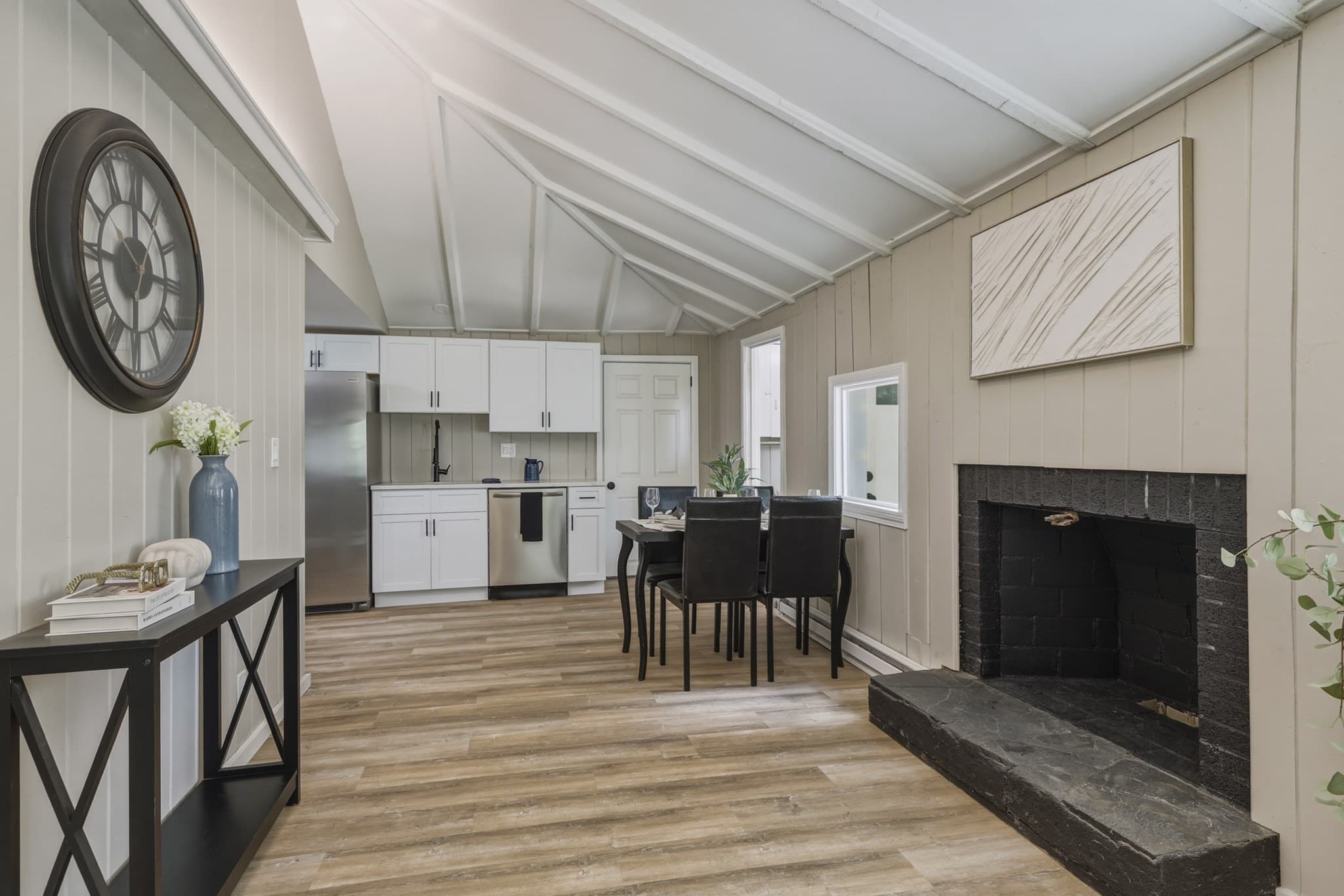 Single Family Residence at 22 Knollwood Rd, Brimfield MA 01010, Brimfield, photo 11 of 28