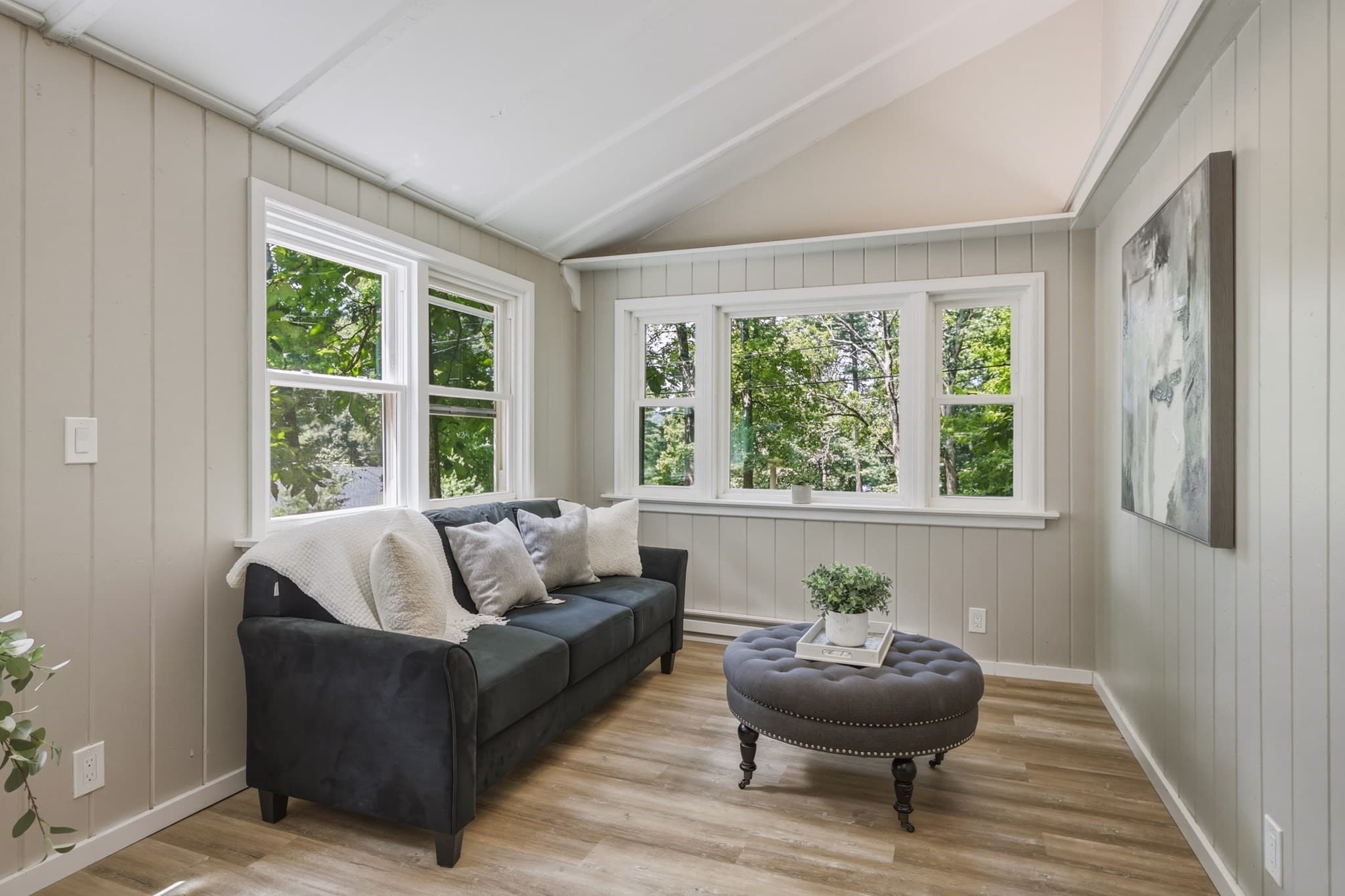 Single Family Residence at 22 Knollwood Rd, Brimfield MA 01010, Brimfield, photo 8 of 28