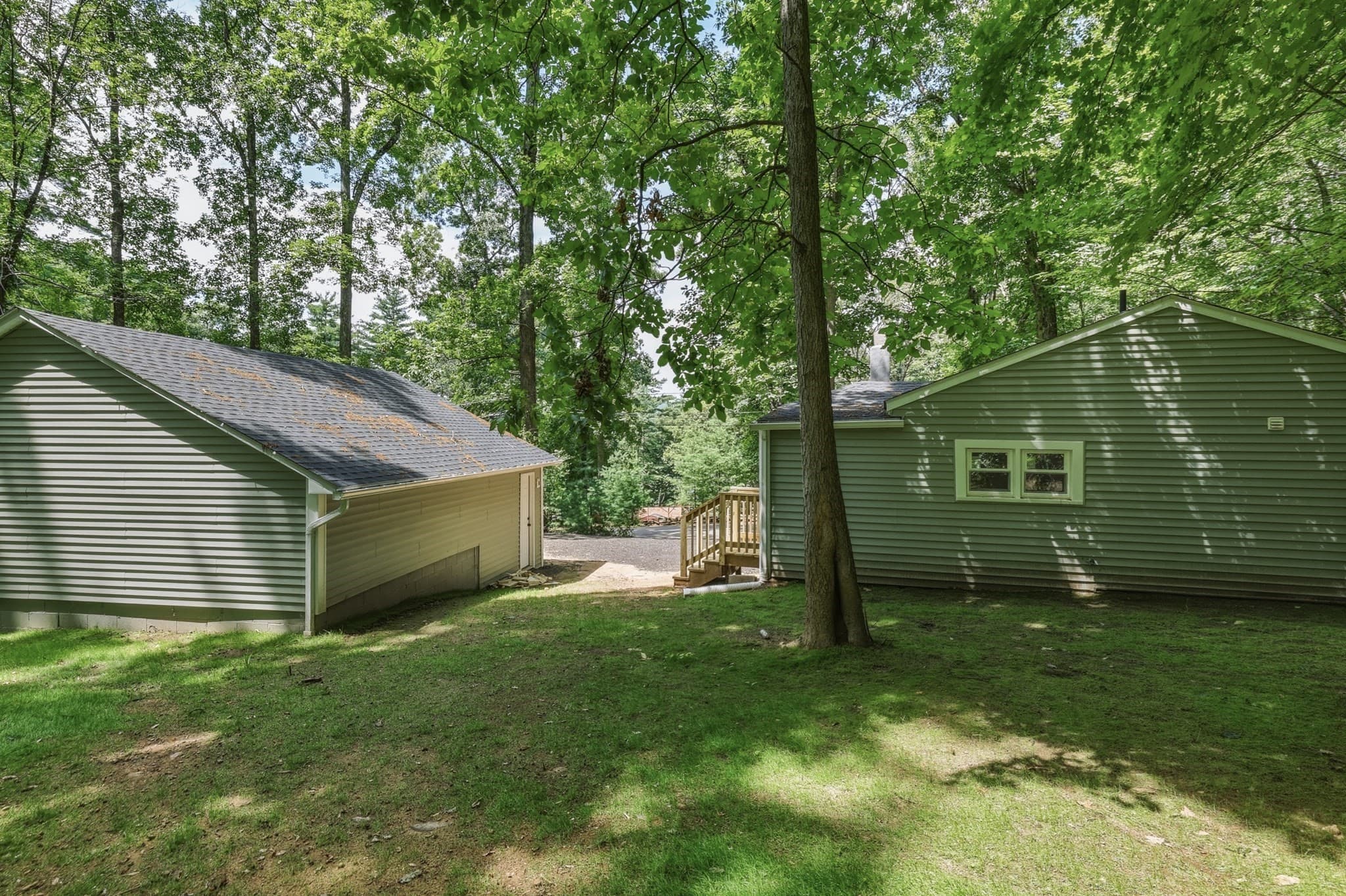 Single Family Residence at 22 Knollwood Rd, Brimfield MA 01010, Brimfield, photo 25 of 28