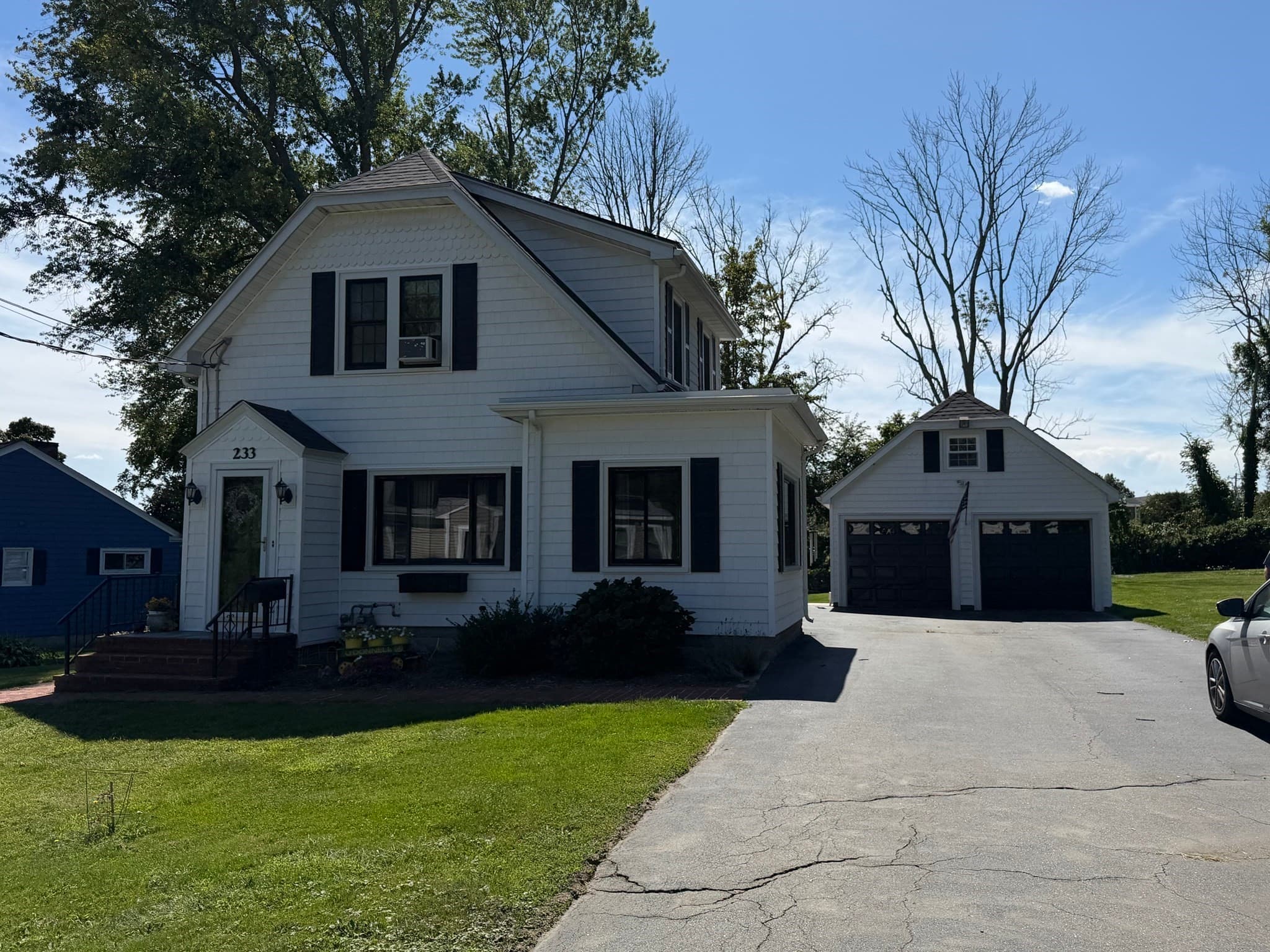 Single Family Residence at 233 Gifford Ave, Somerset MA 02726, Somerset, photo 2 of 25