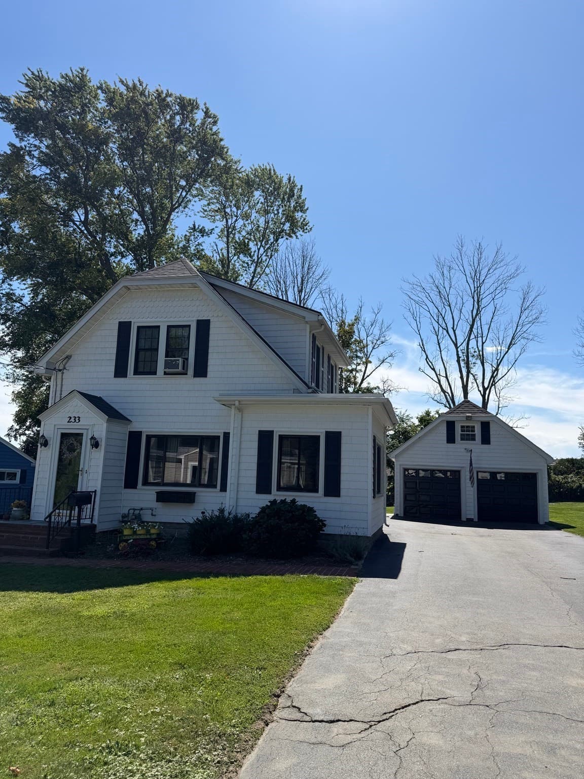 Single Family Residence at 233 Gifford Ave, Somerset MA 02726, Somerset, photo 6 of 25