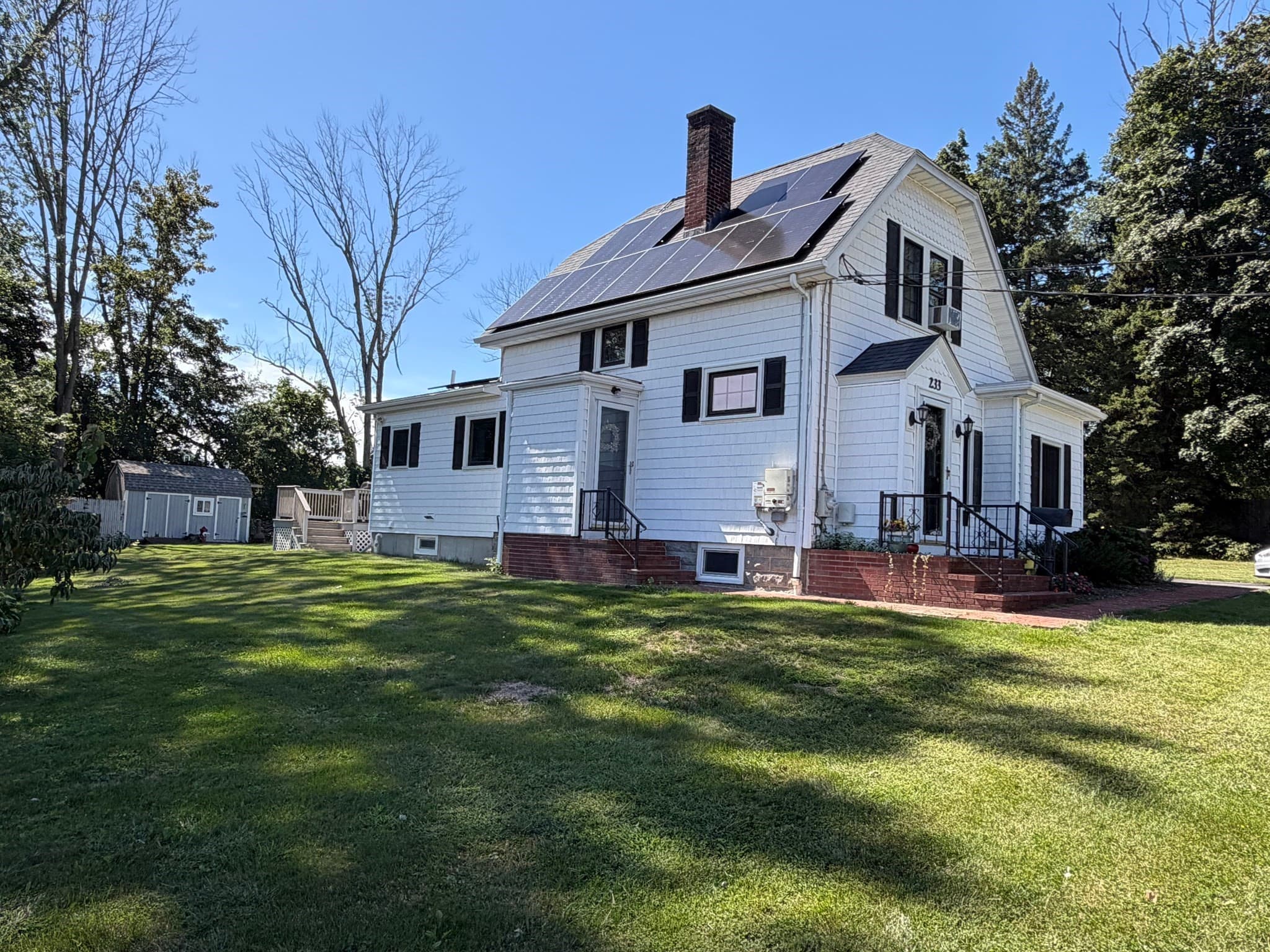 Single Family Residence at 233 Gifford Ave, Somerset MA 02726, Somerset, photo 5 of 25