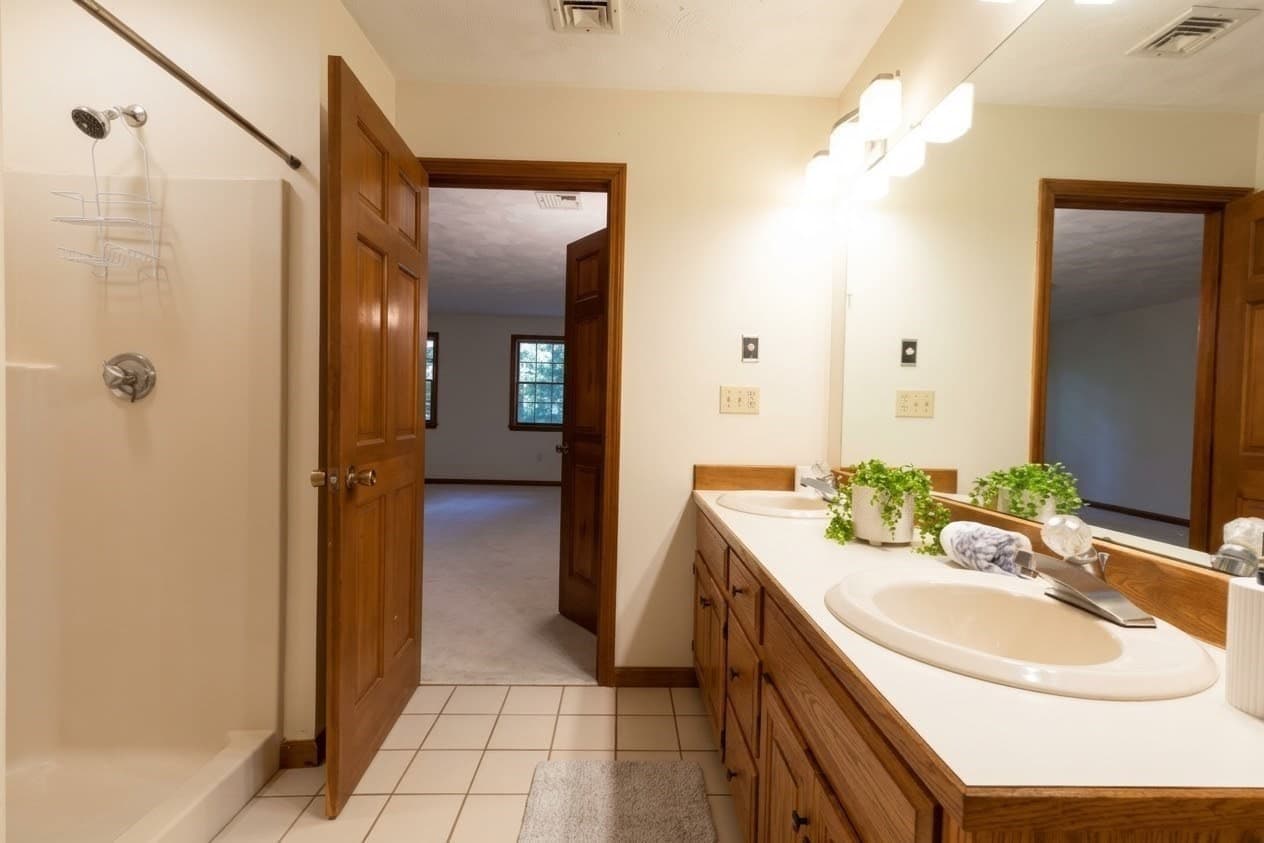 Single Family Residence at 4 Mead Circle, Lexington MA 02420, Lexington, photo 22 of 30