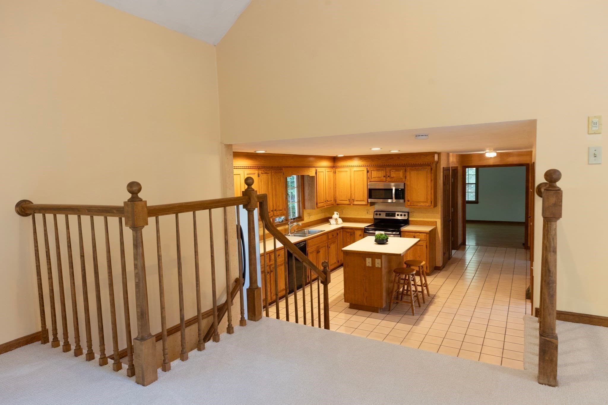 Single Family Residence at 4 Mead Circle, Lexington MA 02420, Lexington, photo 5 of 30