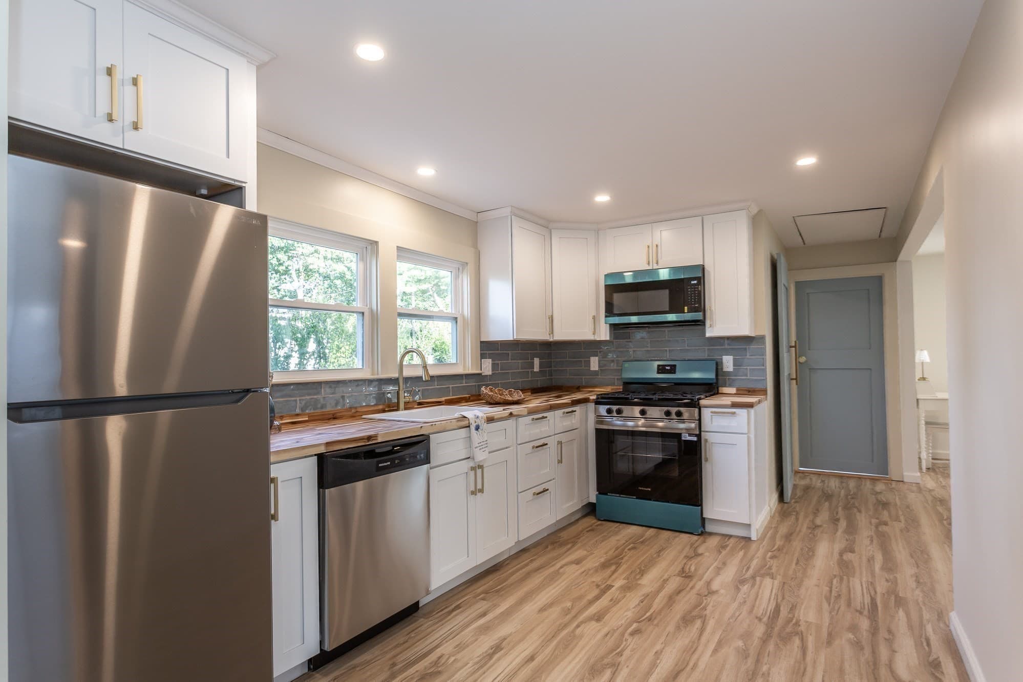 Single Family Residence at 13 Datewood St, Wareham MA 02571, Wareham, photo 16 of 28