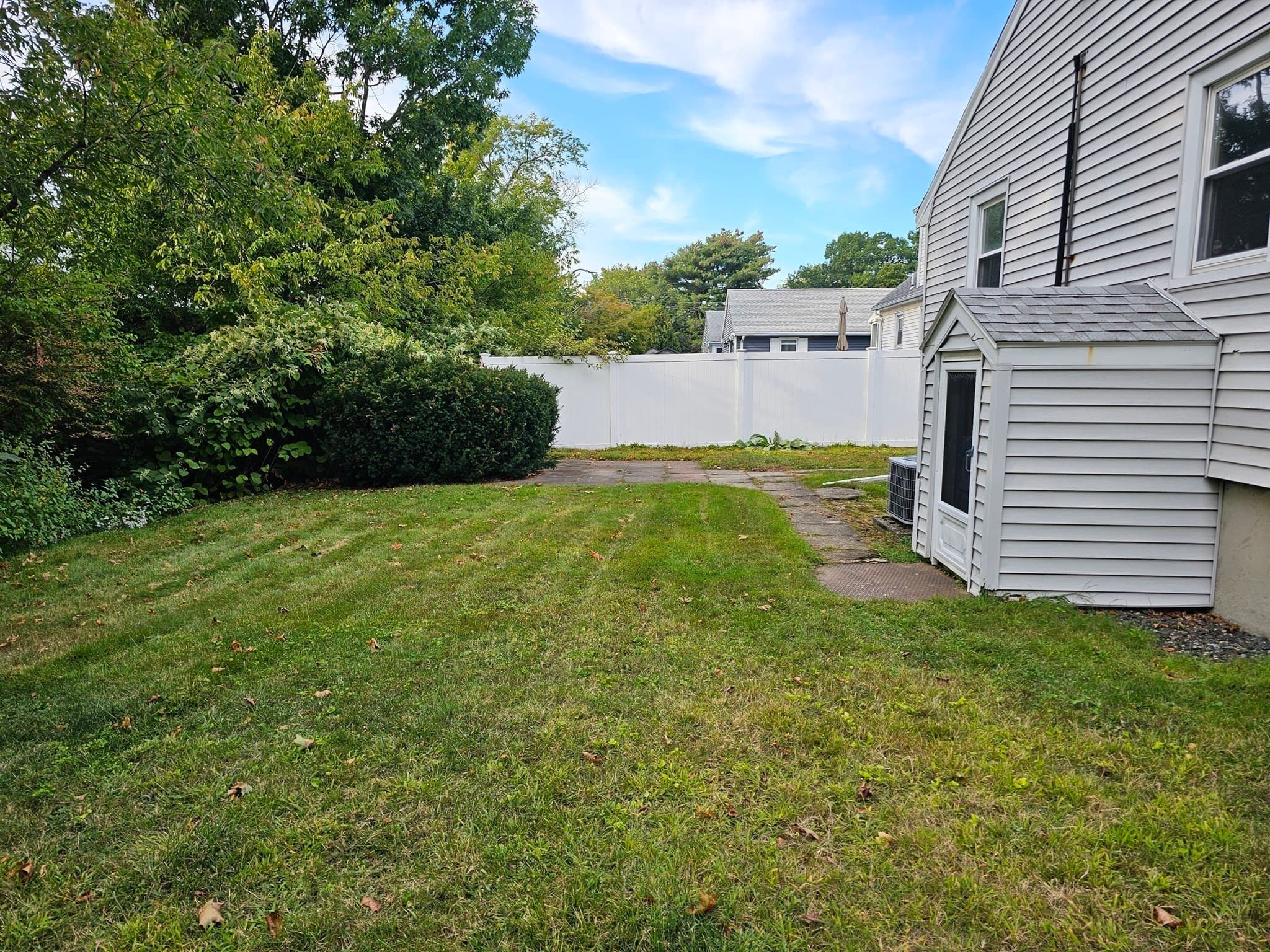 Single Family Residence at 11 Tuttle Lane, Saugus MA 01906, Saugus, photo 3 of 20