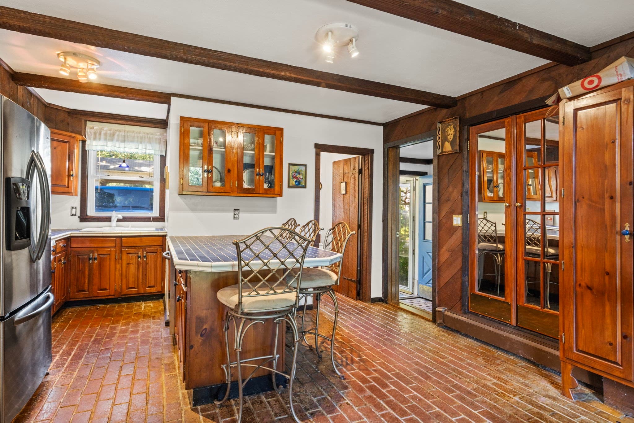 Condominium at 226 County St # A, Attleboro MA 02703, Attleboro, photo 6 of 40