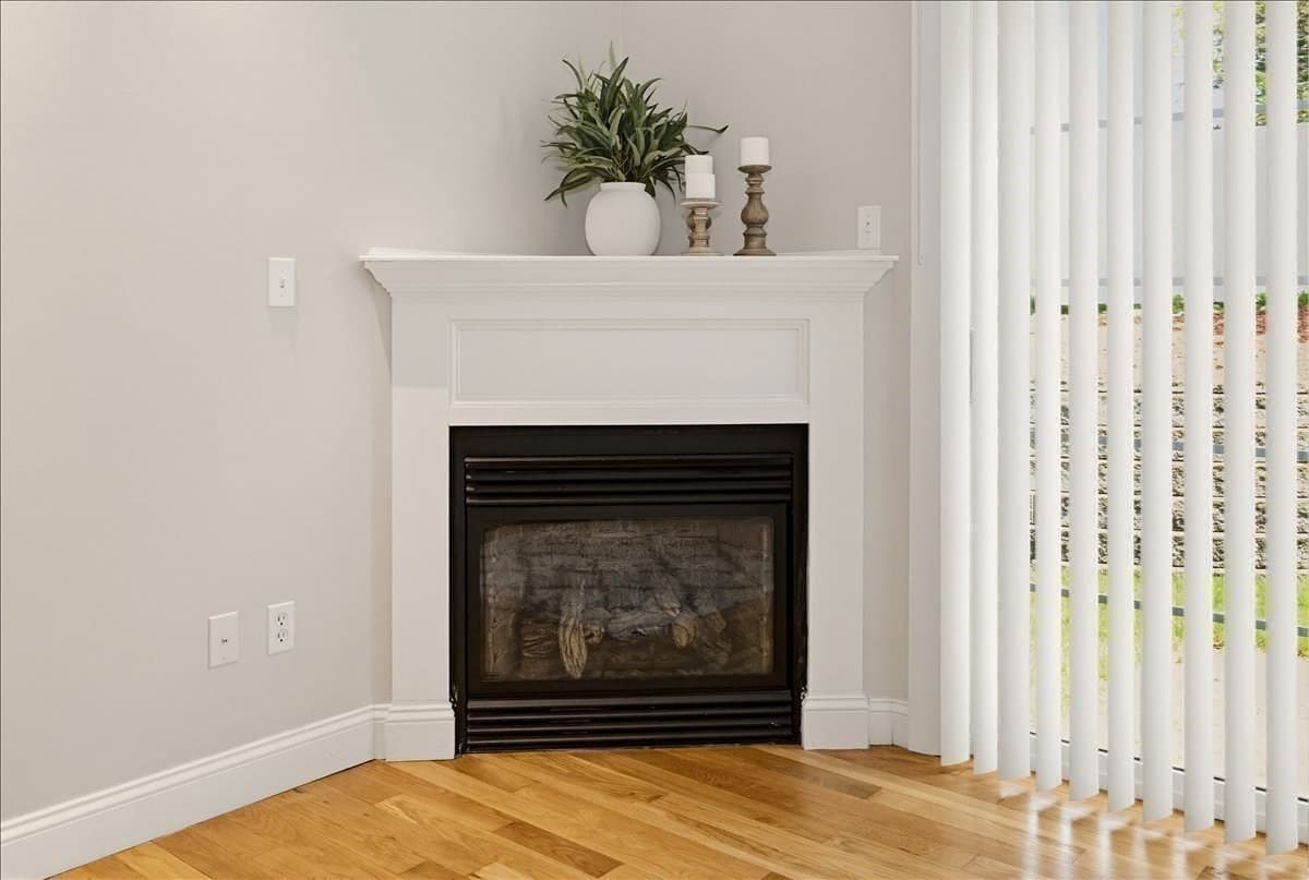 Condominium at 10 Charnstaff Lane # 202, Billerica MA 01821, Billerica, photo 20 of 42
