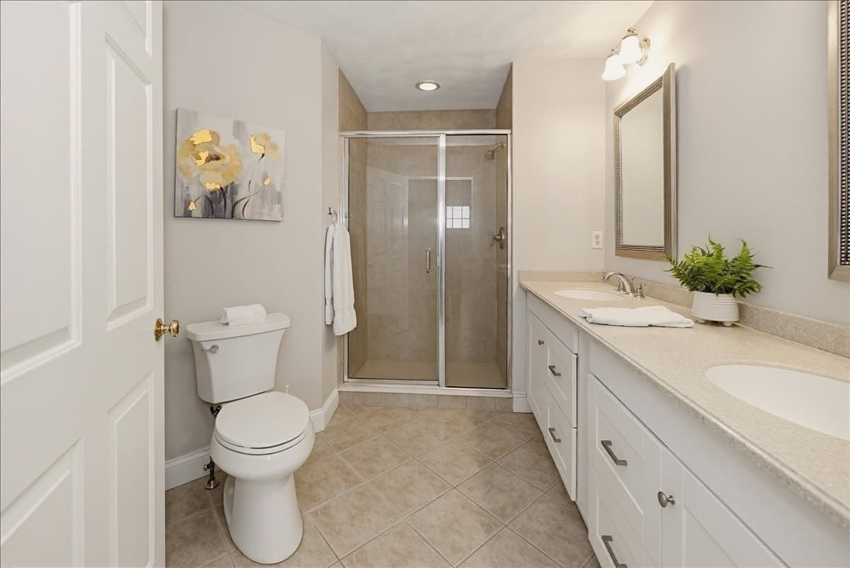 Condominium at 10 Charnstaff Lane # 202, Billerica MA 01821, Billerica, photo 24 of 42