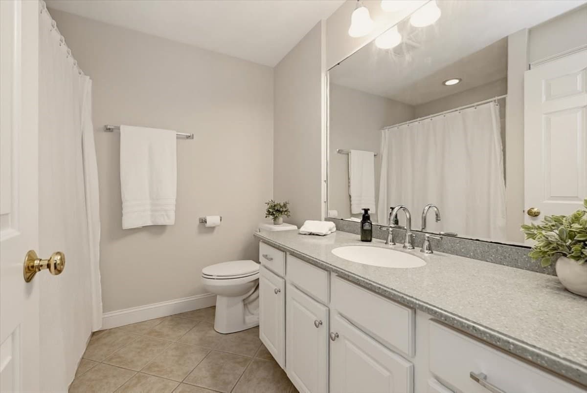 Condominium at 10 Charnstaff Lane # 202, Billerica MA 01821, Billerica, photo 30 of 42