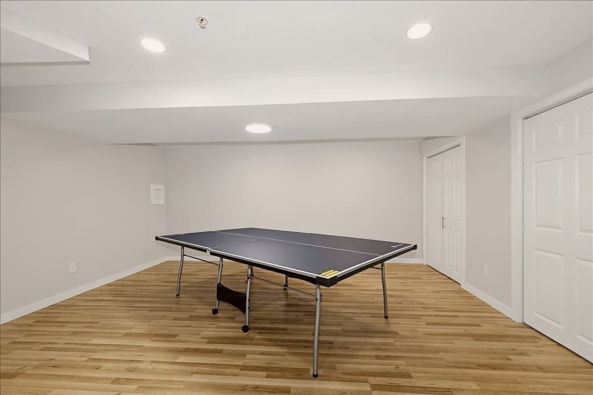 Condominium at 10 Charnstaff Lane # 202, Billerica MA 01821, Billerica, photo 34 of 42