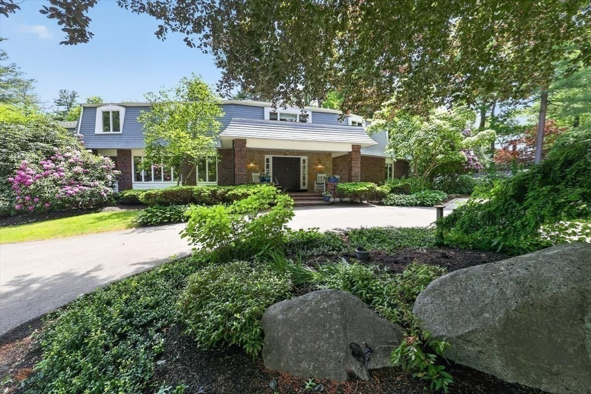 Single Family Residence at 1 Grist Mill Lane, Hingham MA 02043, Hingham, photo 2 of 38