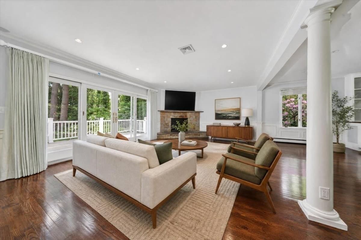 Single Family Residence at 1 Grist Mill Lane, Hingham MA 02043, Hingham, photo 11 of 38