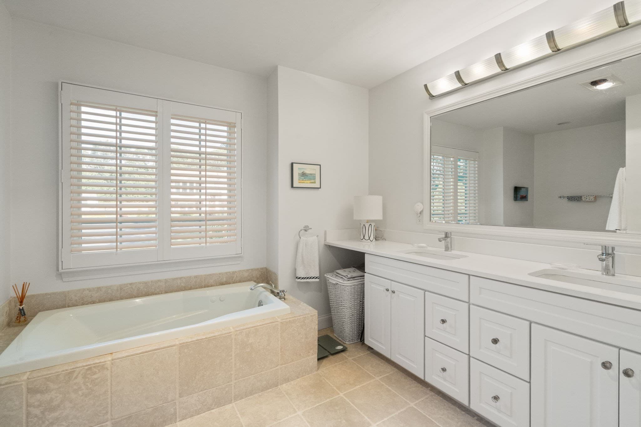Single Family Residence at 7 Menemsha Way, Falmouth MA 02536, Falmouth, photo 17 of 40