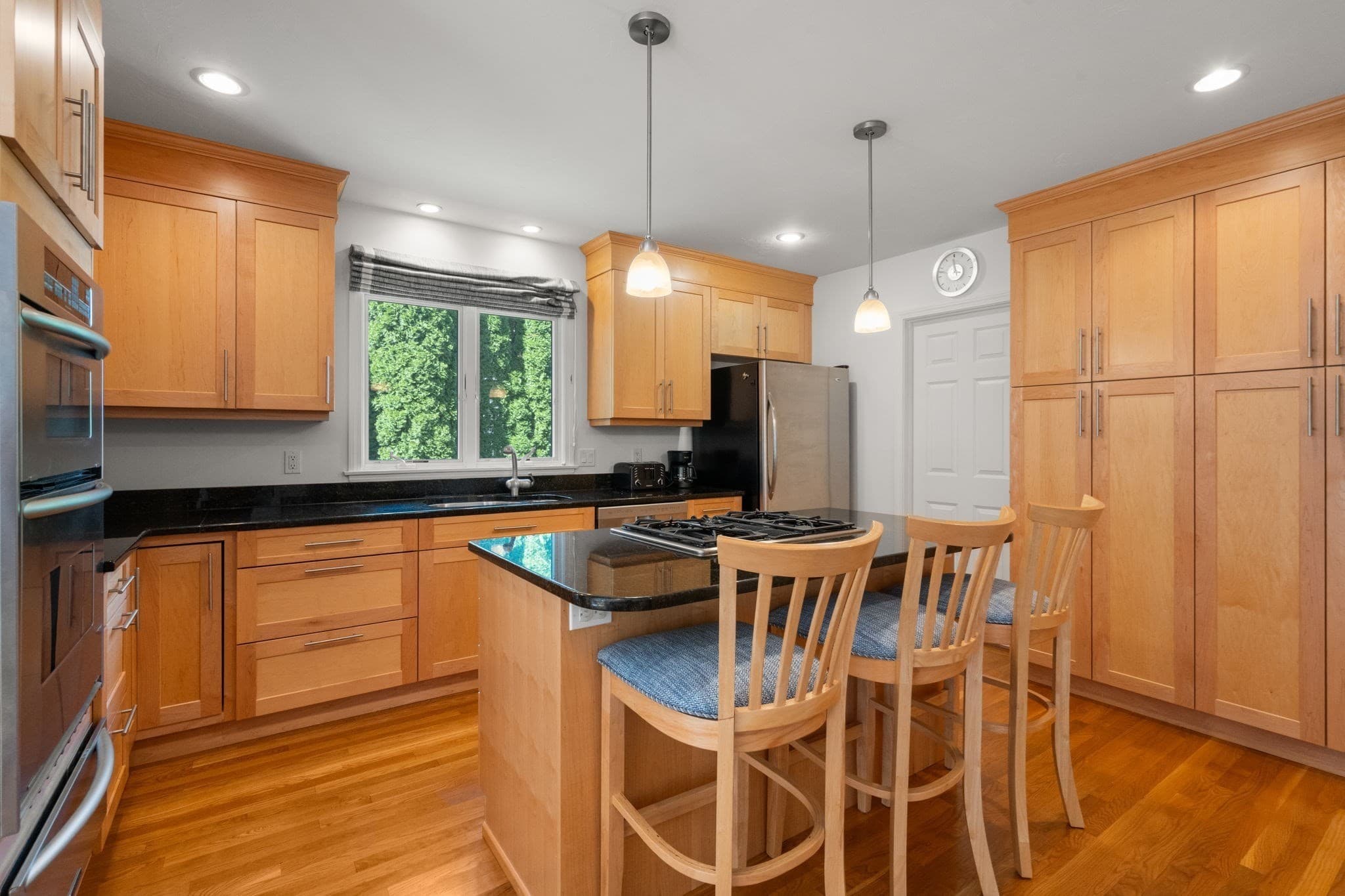 Single Family Residence at 7 Menemsha Way, Falmouth MA 02536, Falmouth, photo 9 of 40