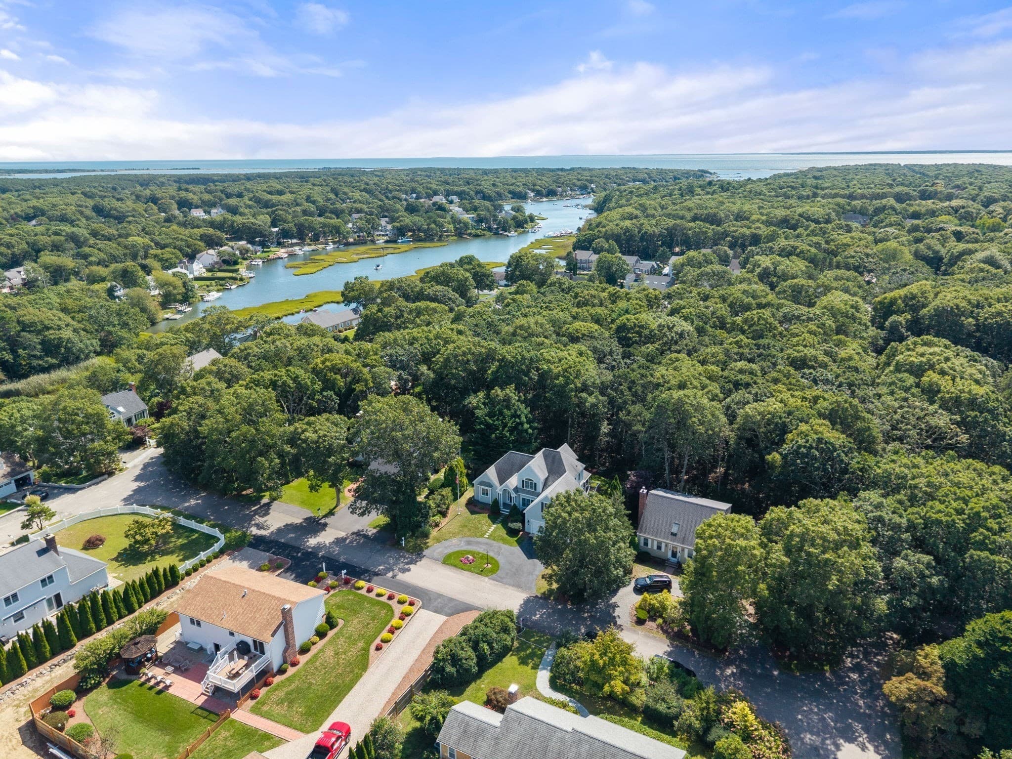 Single Family Residence at 7 Menemsha Way, Falmouth MA 02536, Falmouth, photo 4 of 40