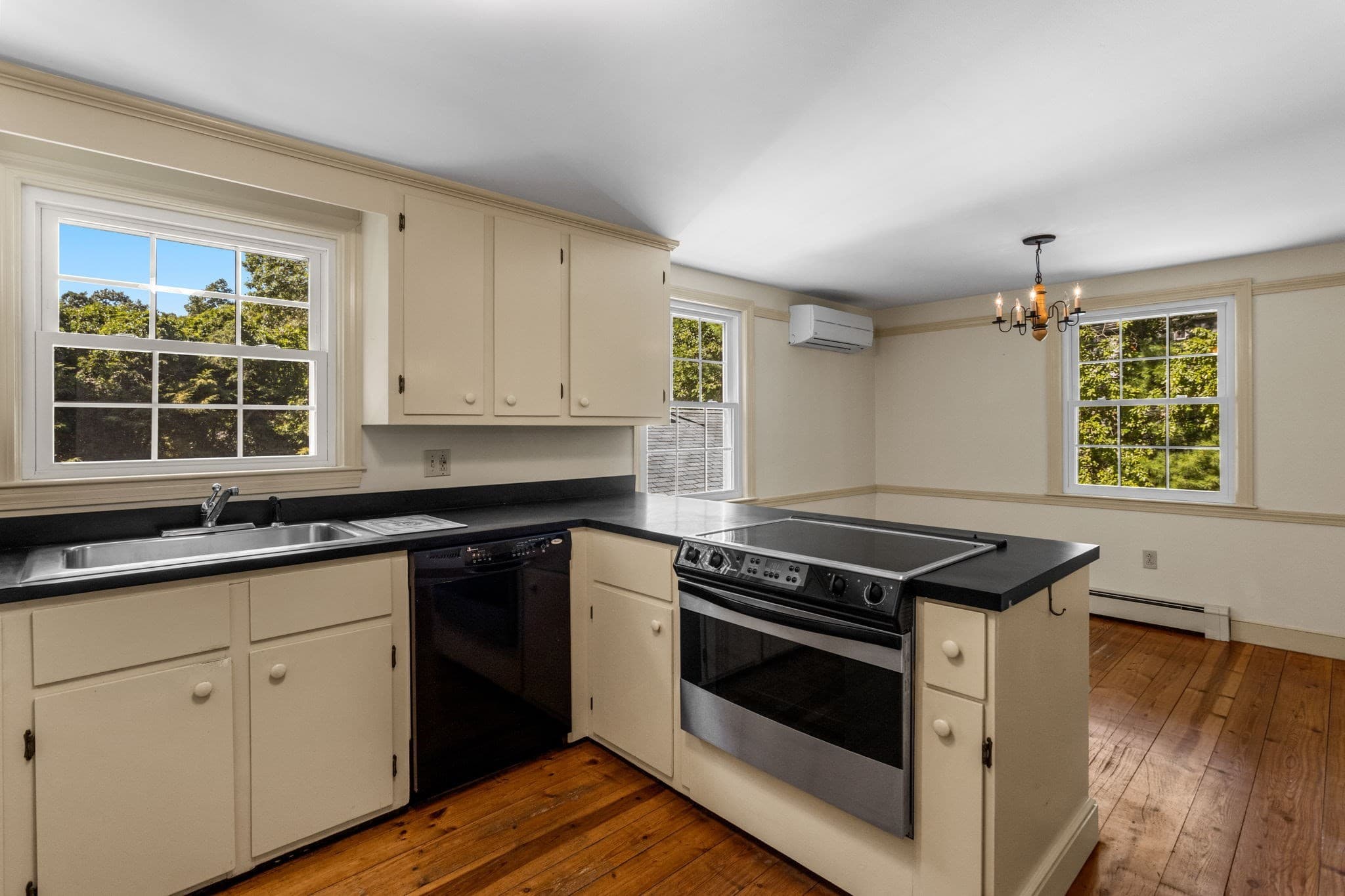 Single Family Residence at 16 Greengate Road, Falmouth MA 02540, Falmouth, photo 13 of 30