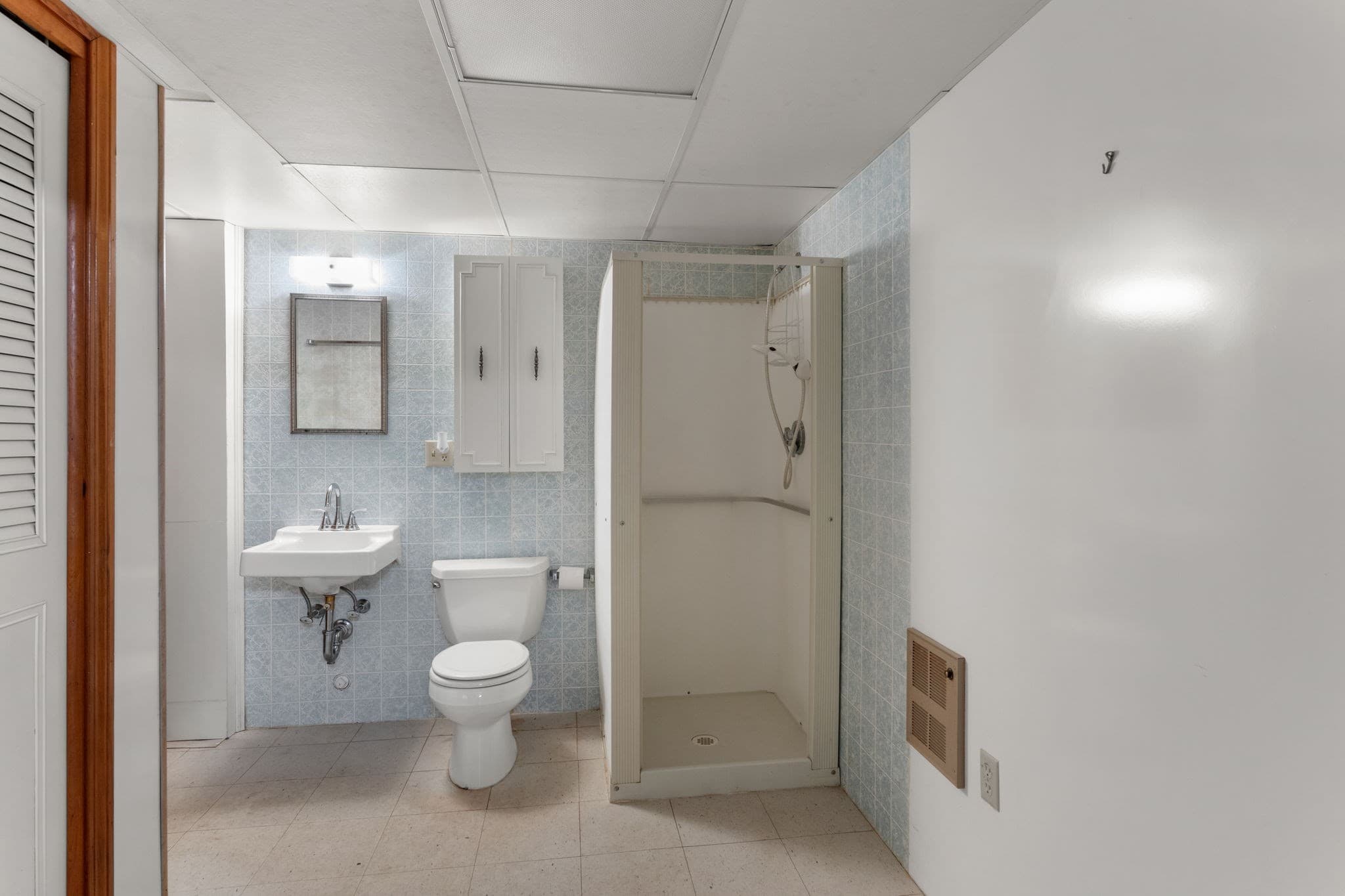 Single Family Residence at 16 Greengate Road, Falmouth MA 02540, Falmouth, photo 25 of 30
