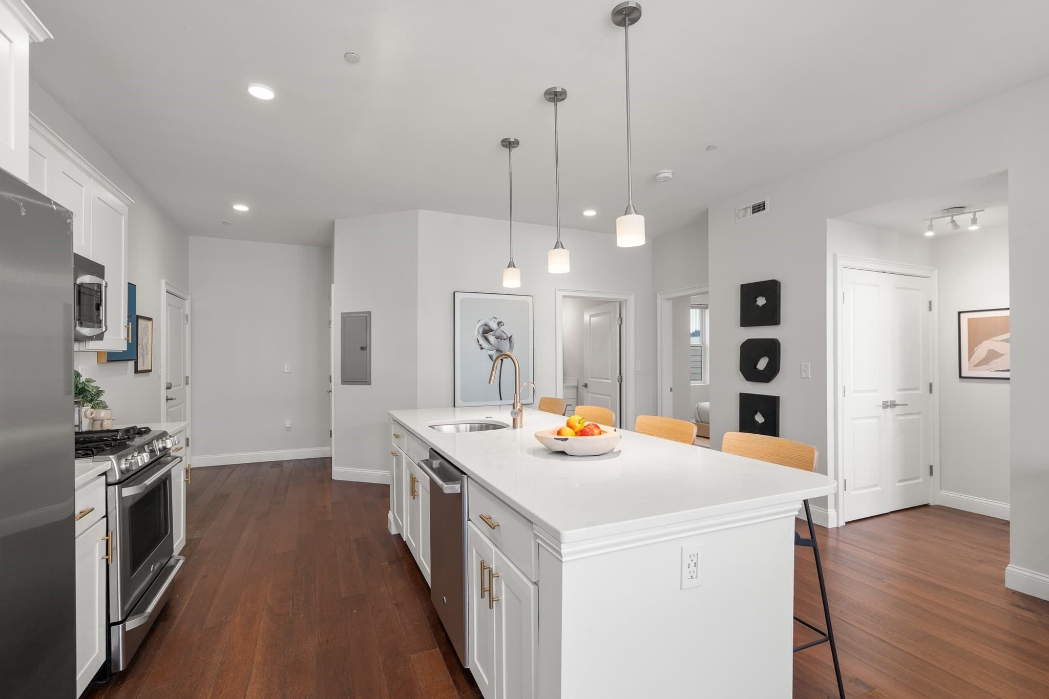 Condominium at 170 W Broadway # 310, Boston MA 02127, Boston, photo 5 of 20