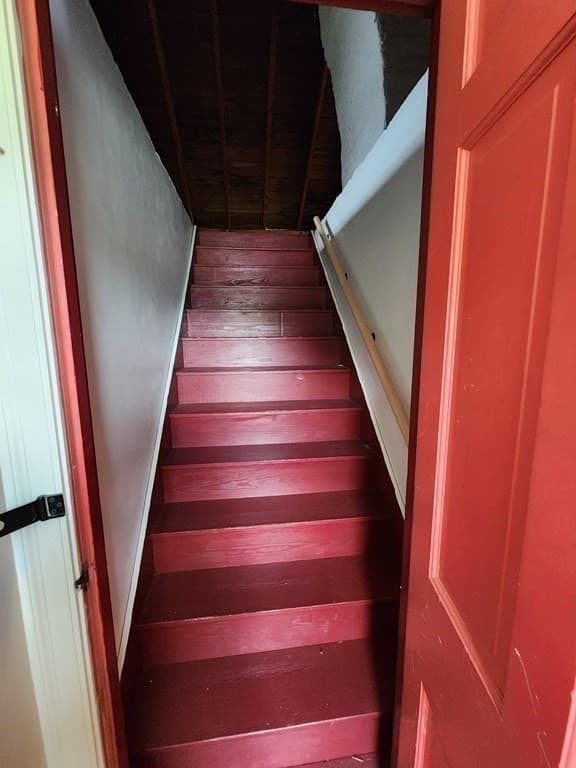 Single Family Residence at 203 Burncoat St, Worcester MA 01606, Worcester, photo 28 of 41