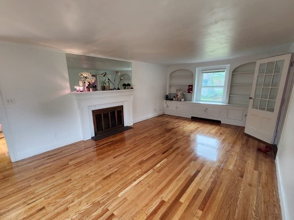 Single Family Residence at 203 Burncoat St, Worcester MA 01606, Worcester, photo 9 of 41