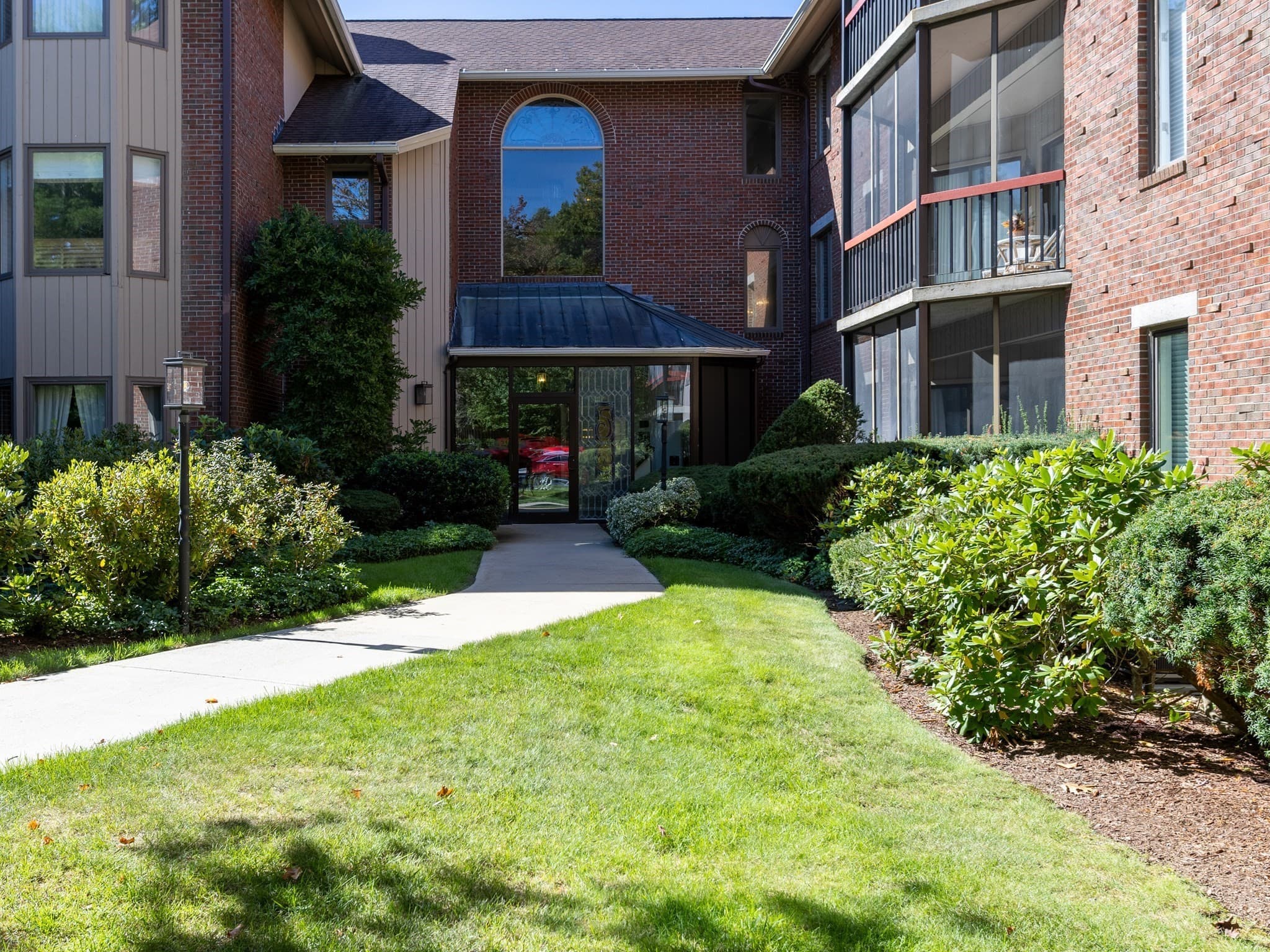 Condominium at 770 Salisbury Street # 319, Worcester MA 01609, Worcester, photo 2 of 27