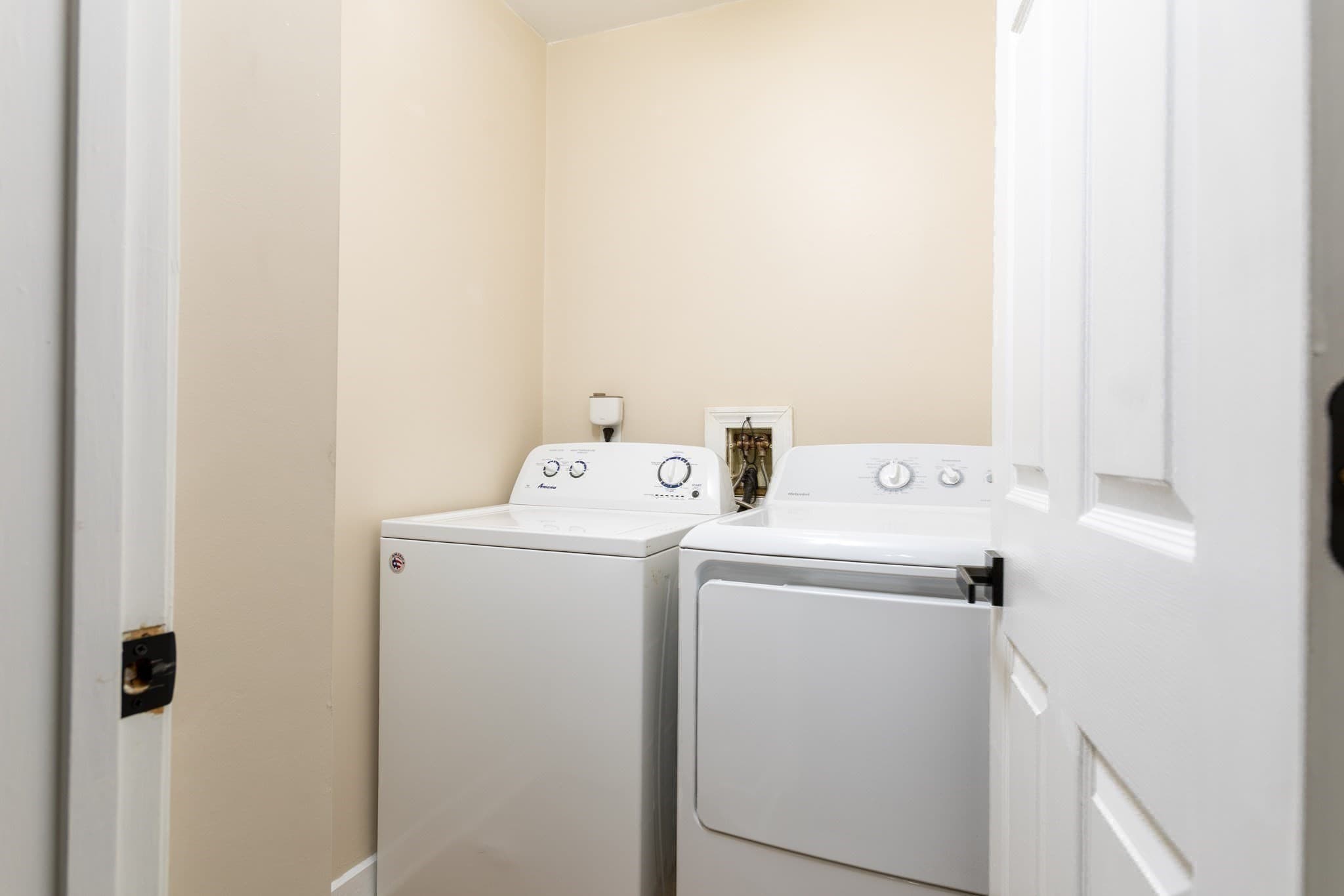 Condominium at 770 Salisbury Street # 319, Worcester MA 01609, Worcester, photo 24 of 27