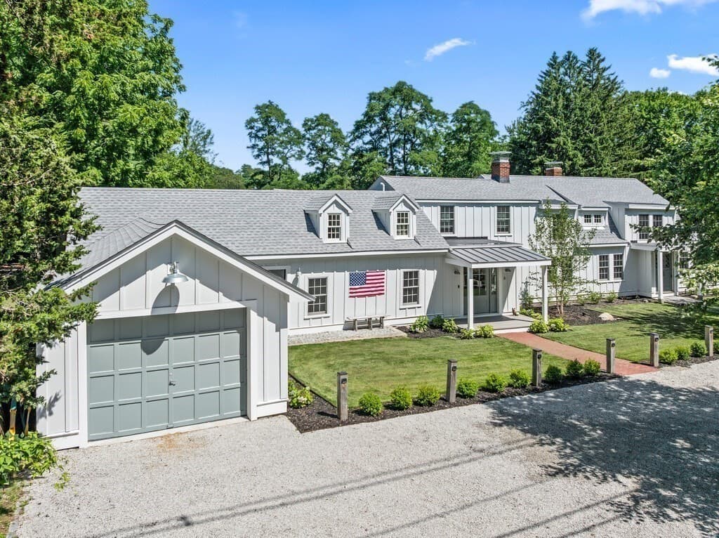 6 Curve Street, Sherborn MA 01770