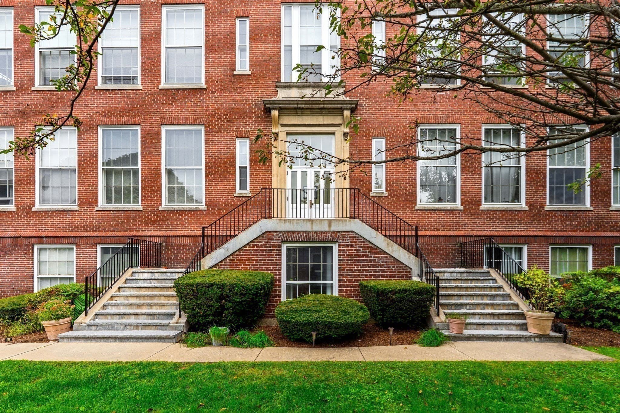 Condominium at 35 Flint St # 205, Salem MA 01970, Salem, photo 3 of 42