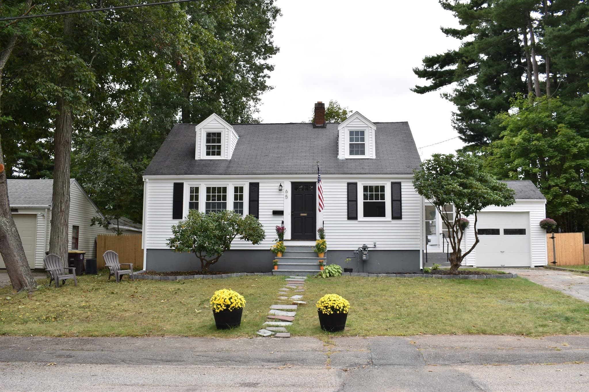 Single Family Residence at 65 Thomas Rd, Weymouth MA 02190, Weymouth, photo 2 of 29