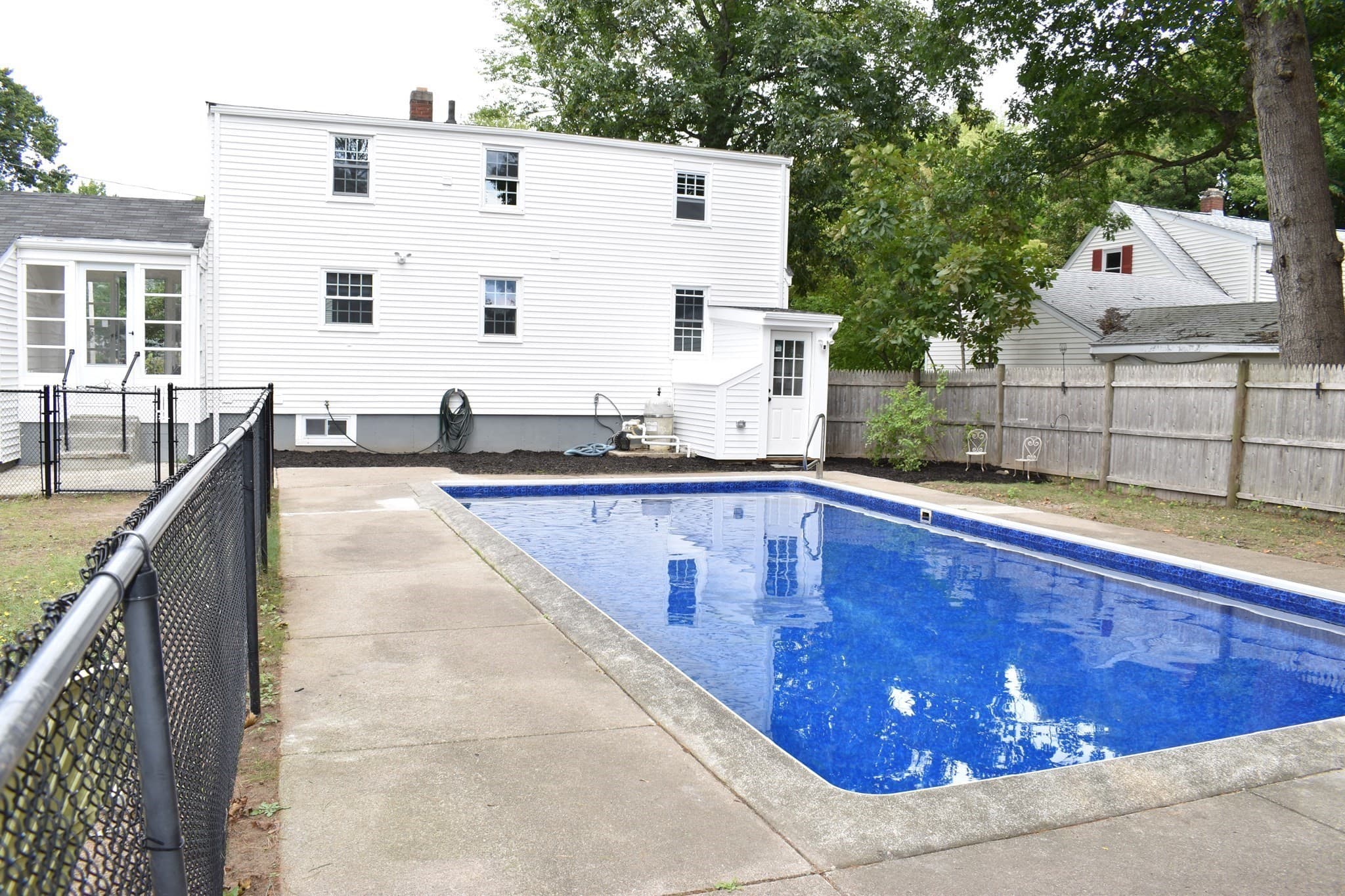 Single Family Residence at 65 Thomas Rd, Weymouth MA 02190, Weymouth, photo 4 of 29